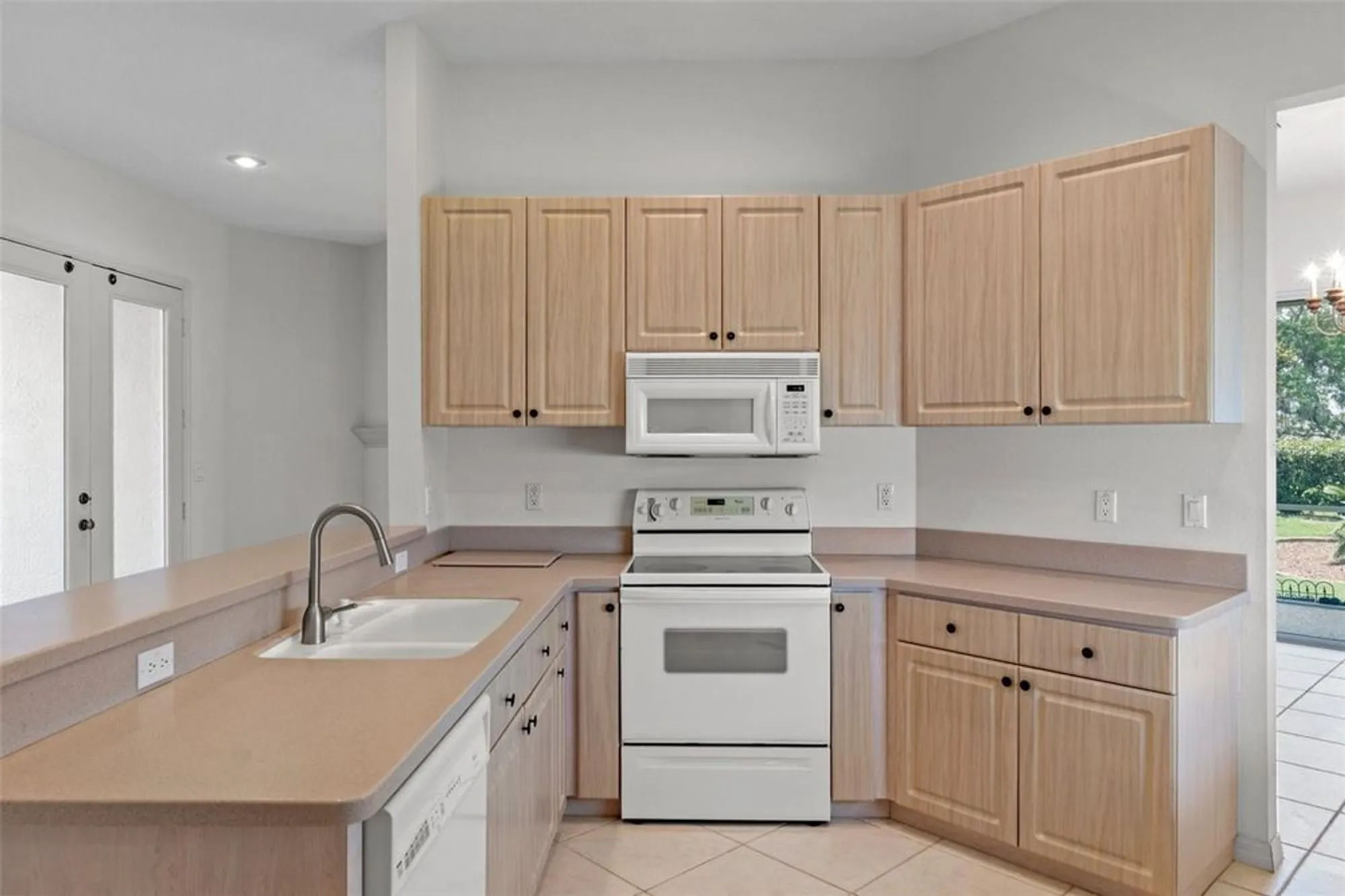 Property Slideshow image 18 of 71 | 9149 penelope dr, Weeki Wachee, FL, 34613