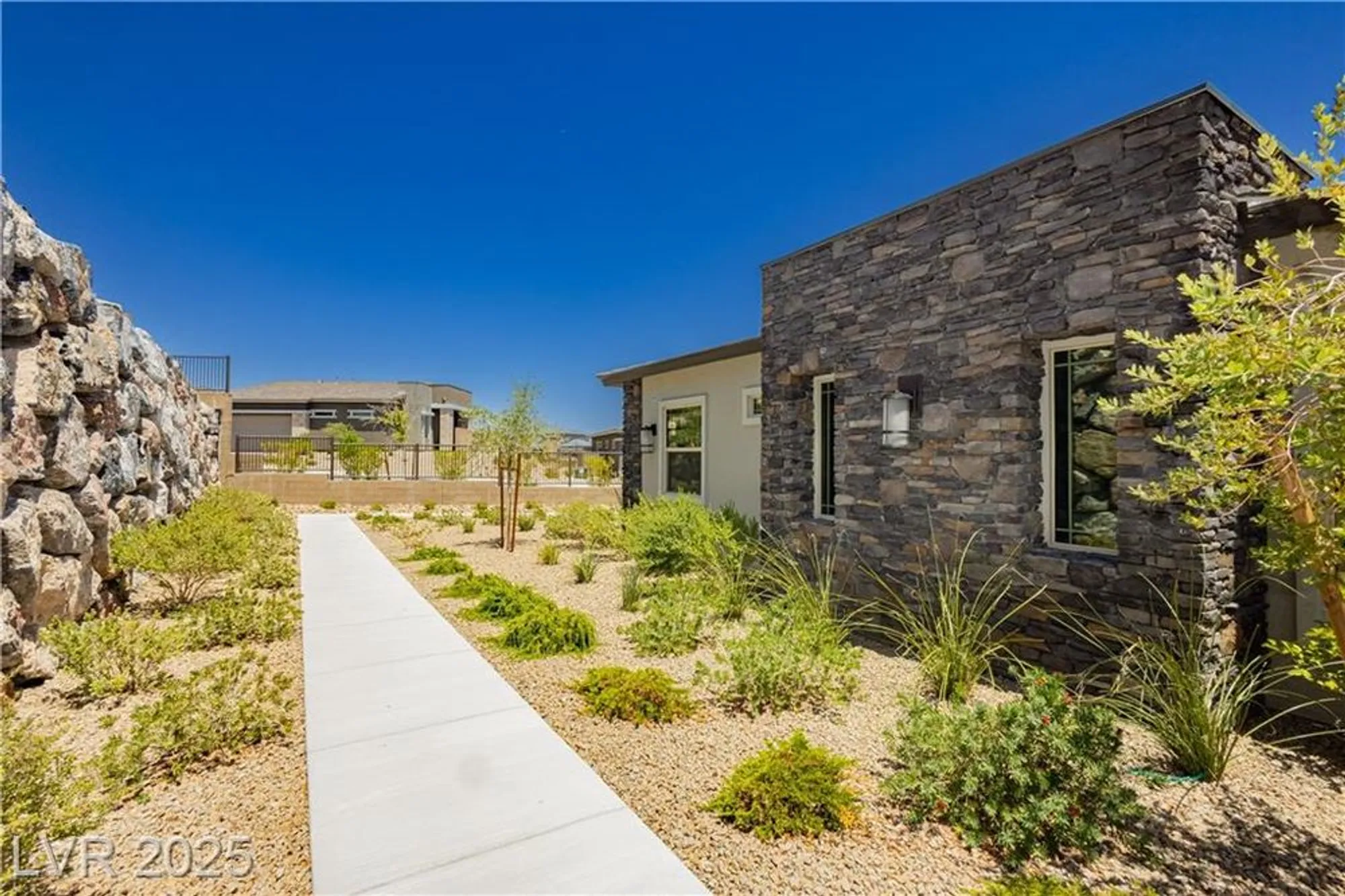 Property Slideshow image 4 of 45 | 901 allister fields ln, Las Vegas, NV, 89138