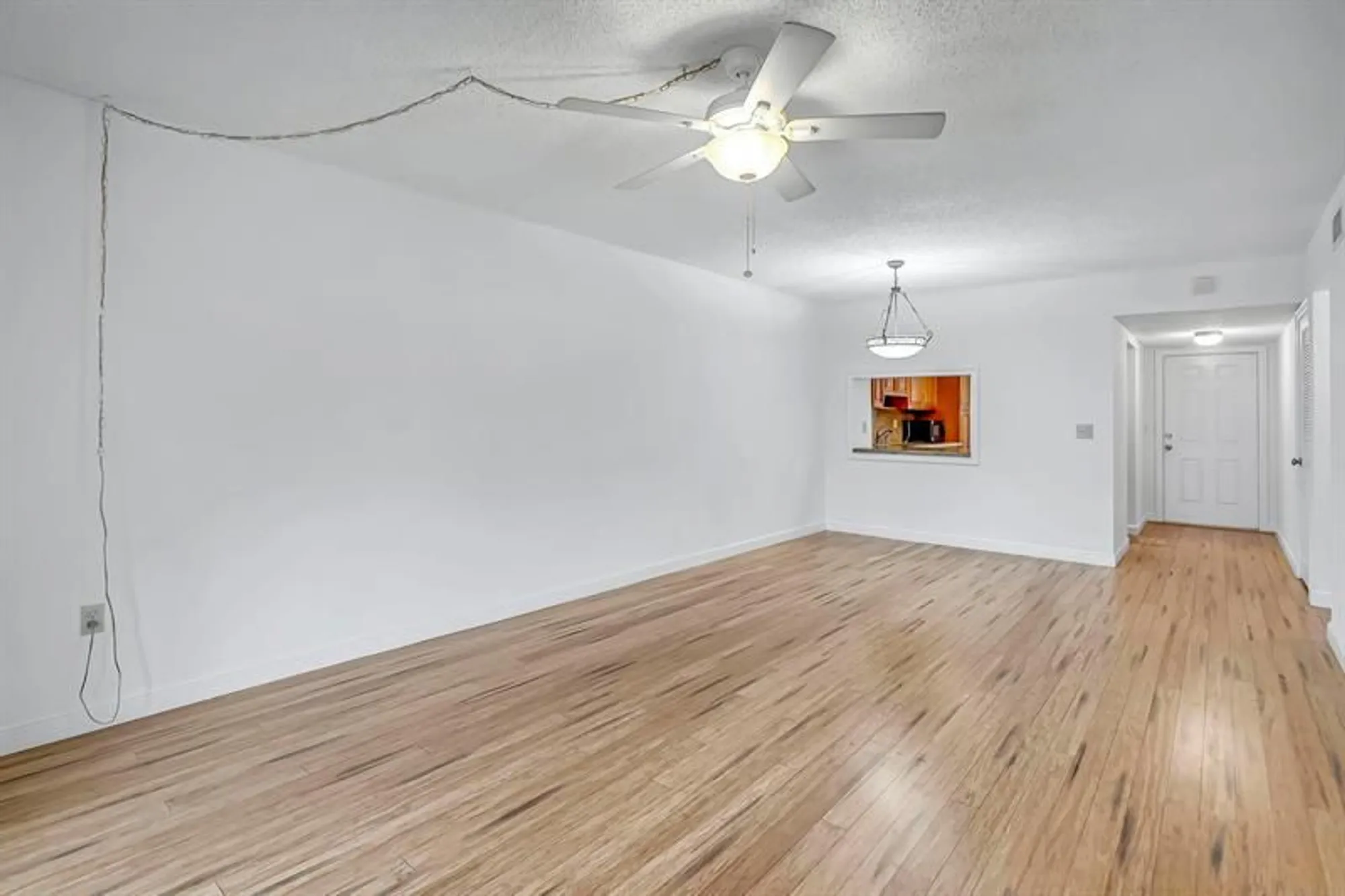 Property Slideshow image 13 of 27 | 9872 marina blvd apt 1417, Boca Raton, FL, 33428