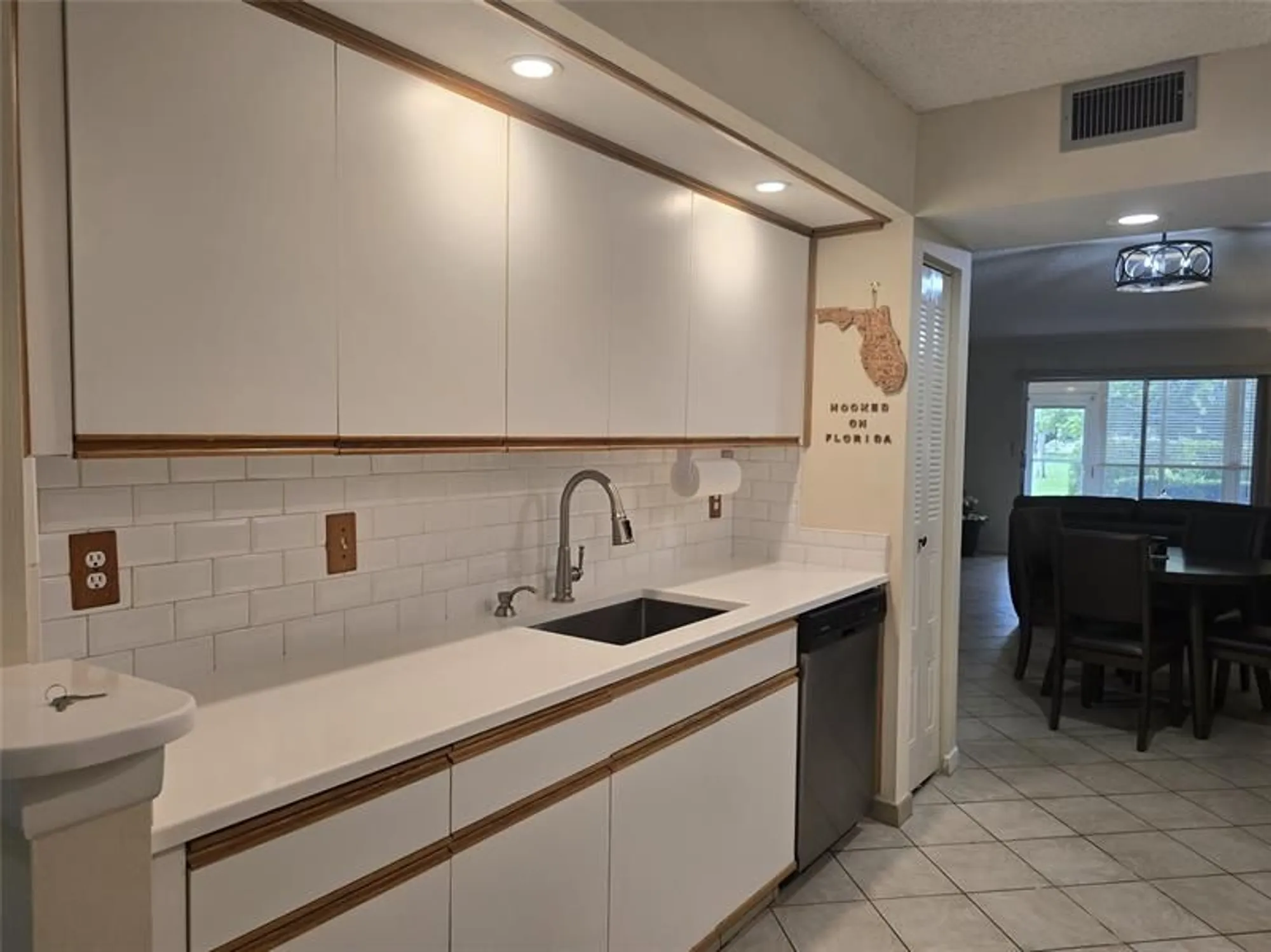 Property Slideshow image 29 of 68 | 1606 abaco dr e1, Coconut Creek, FL, 33066