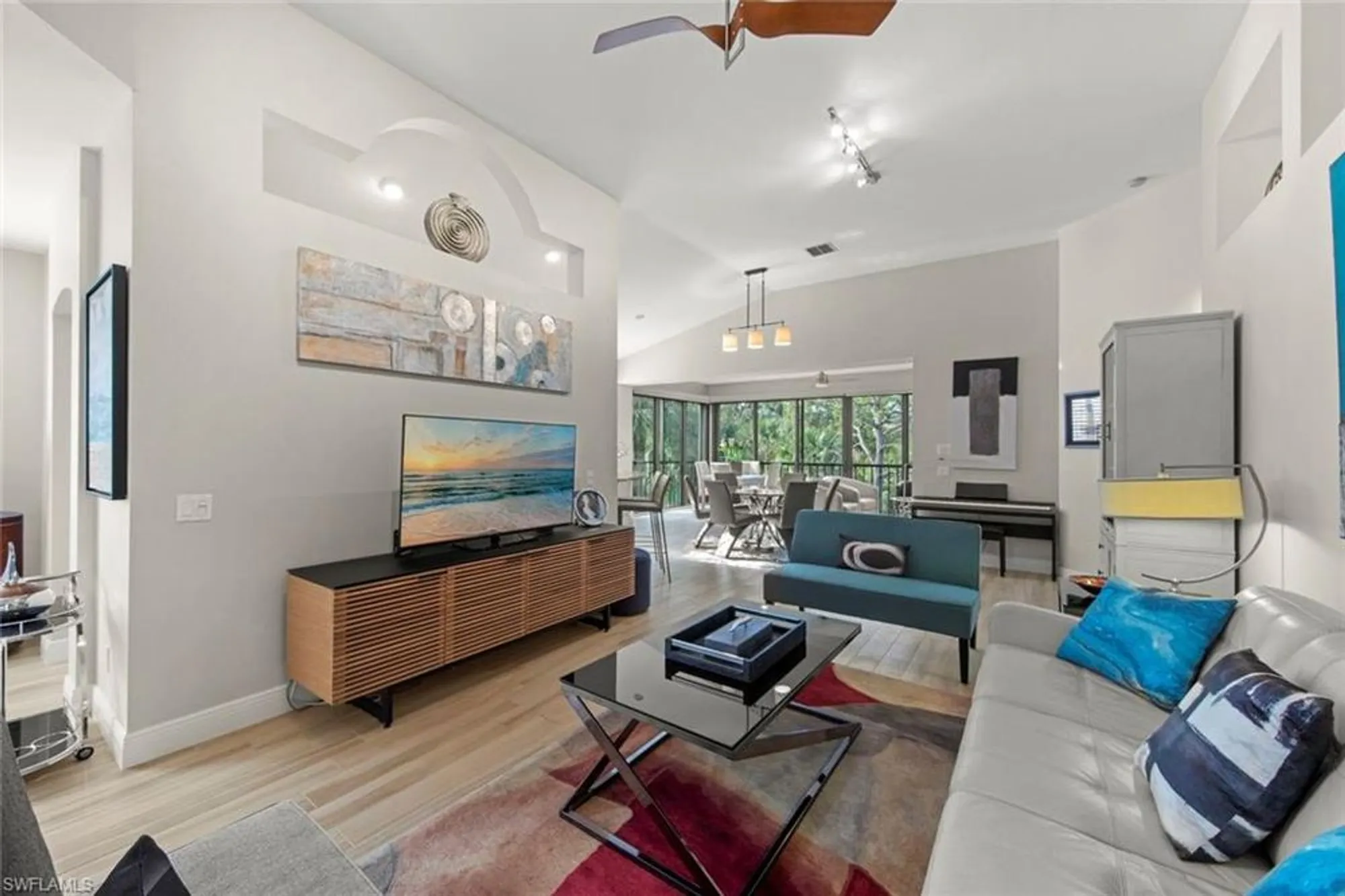 Property Slideshow image 12 of 40 | 27031 oakwood lake dr 201, Bonita Springs, FL, 34134