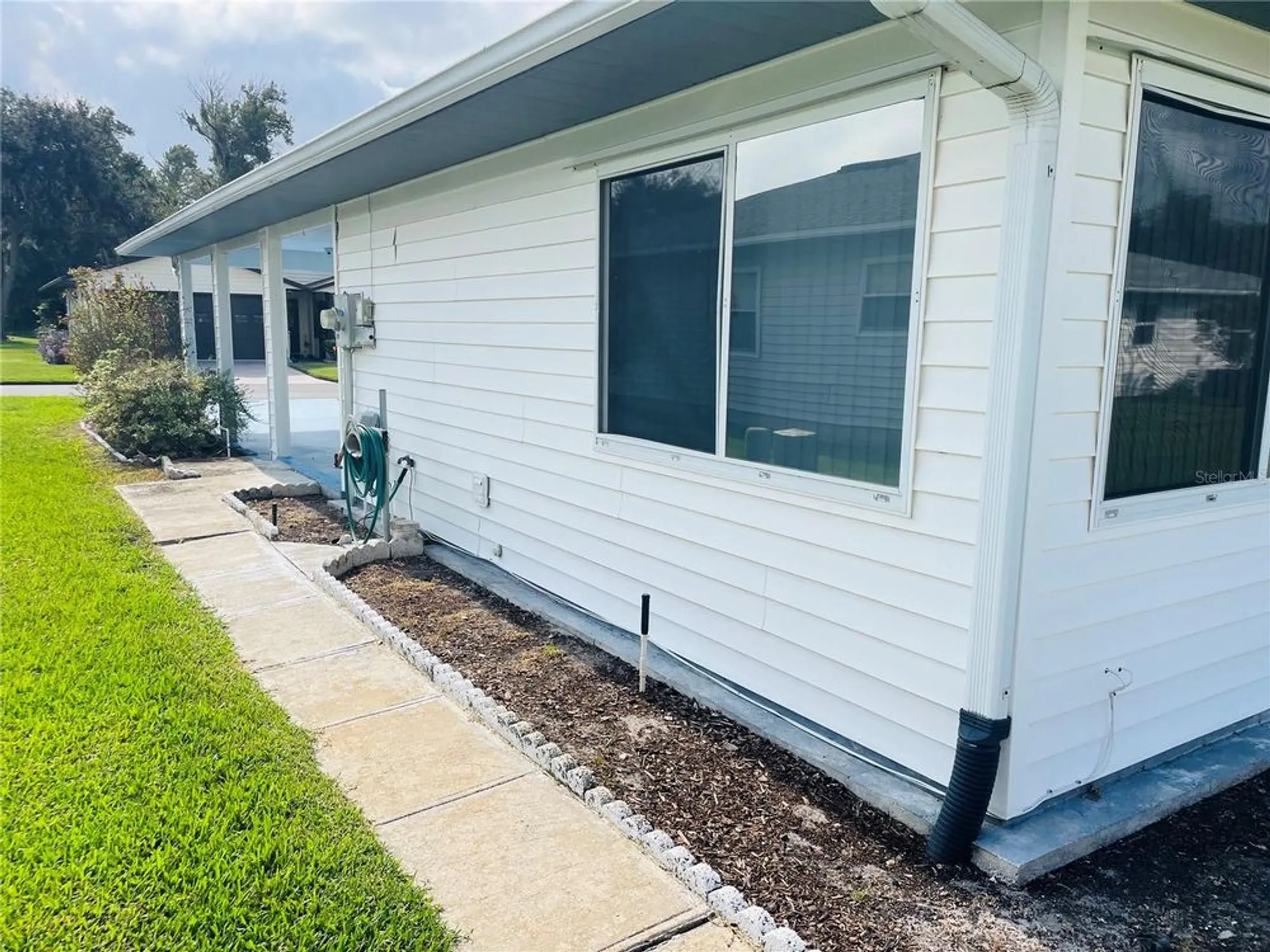 Property Slideshow image 8 of 59 | 1690 colonnades cir, Lakeland, FL, 33811