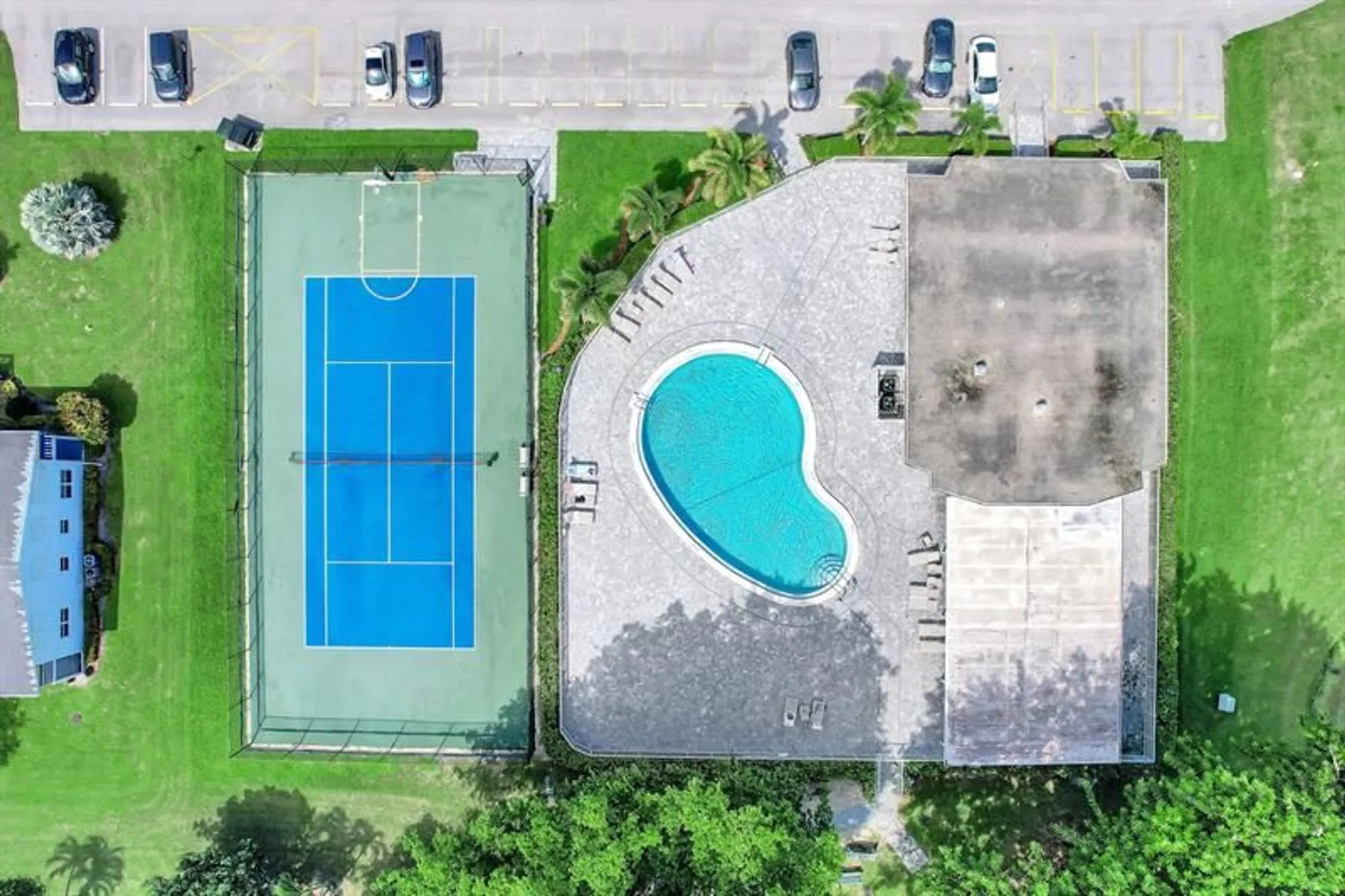 Property Slideshow image 23 of 47 | 2038 newport h # 2038, Deerfield Beach, FL, 33442