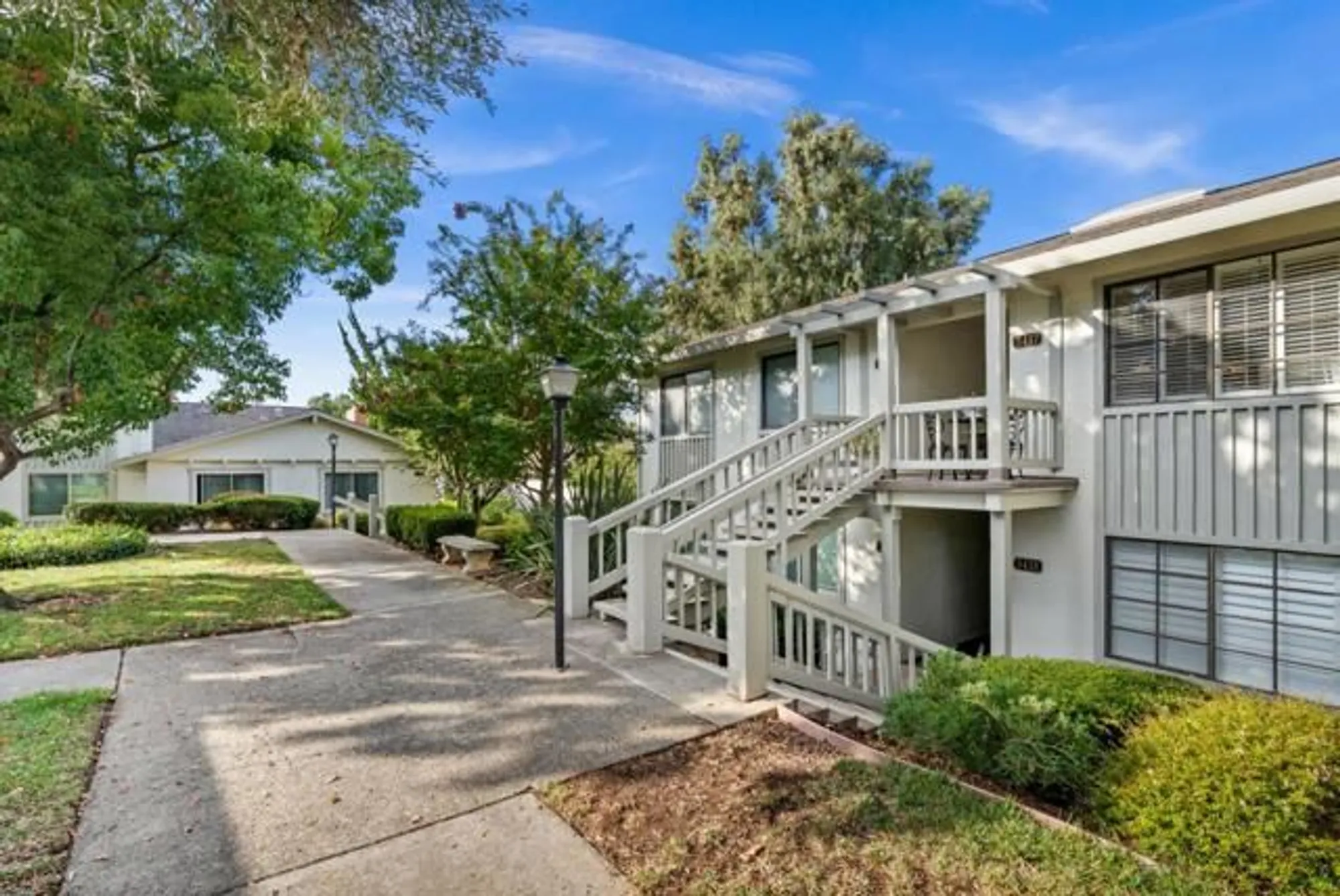 Property Slideshow image 31 of 44 | 5437 cribari grn, San Jose, CA, 95135