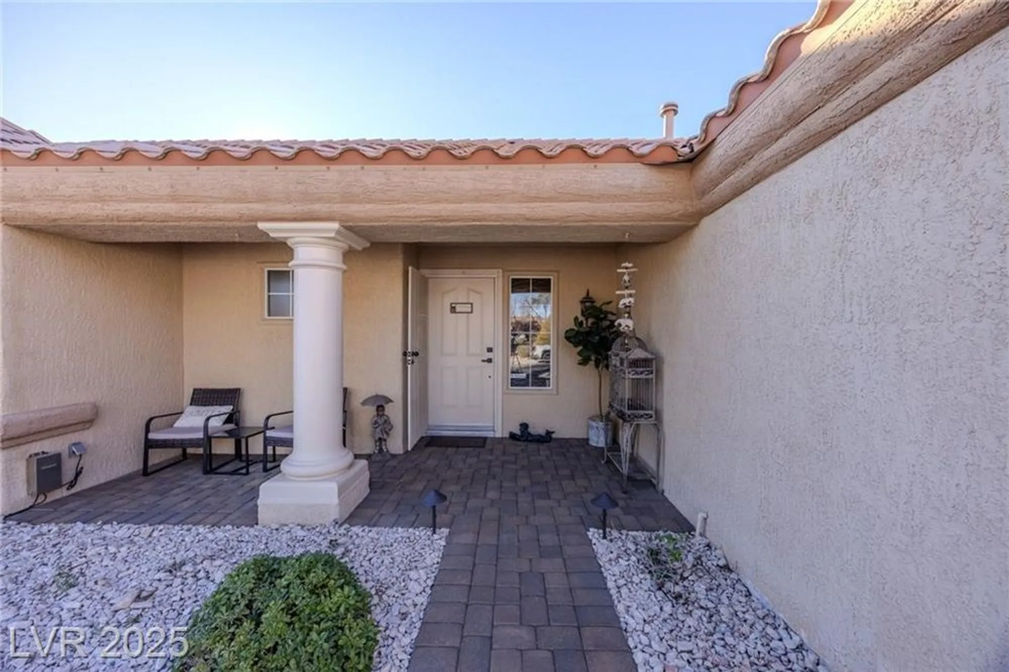 Property Slideshow image 5 of 29 | 9305 quail ridge dr, Las Vegas, NV, 89134