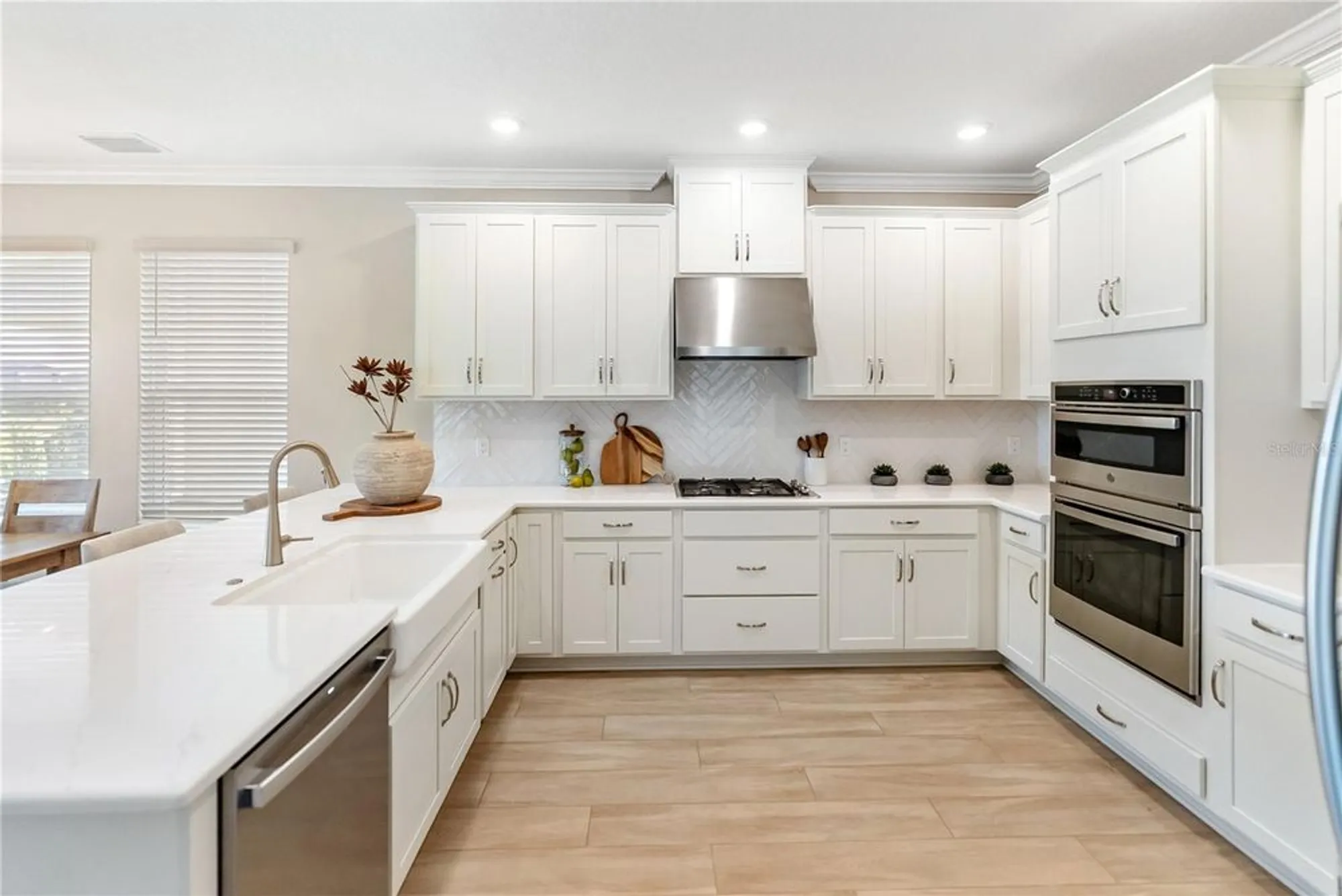 Property Slideshow image 18 of 64 | 4319 pond brook ct, Bradenton, FL, 34211