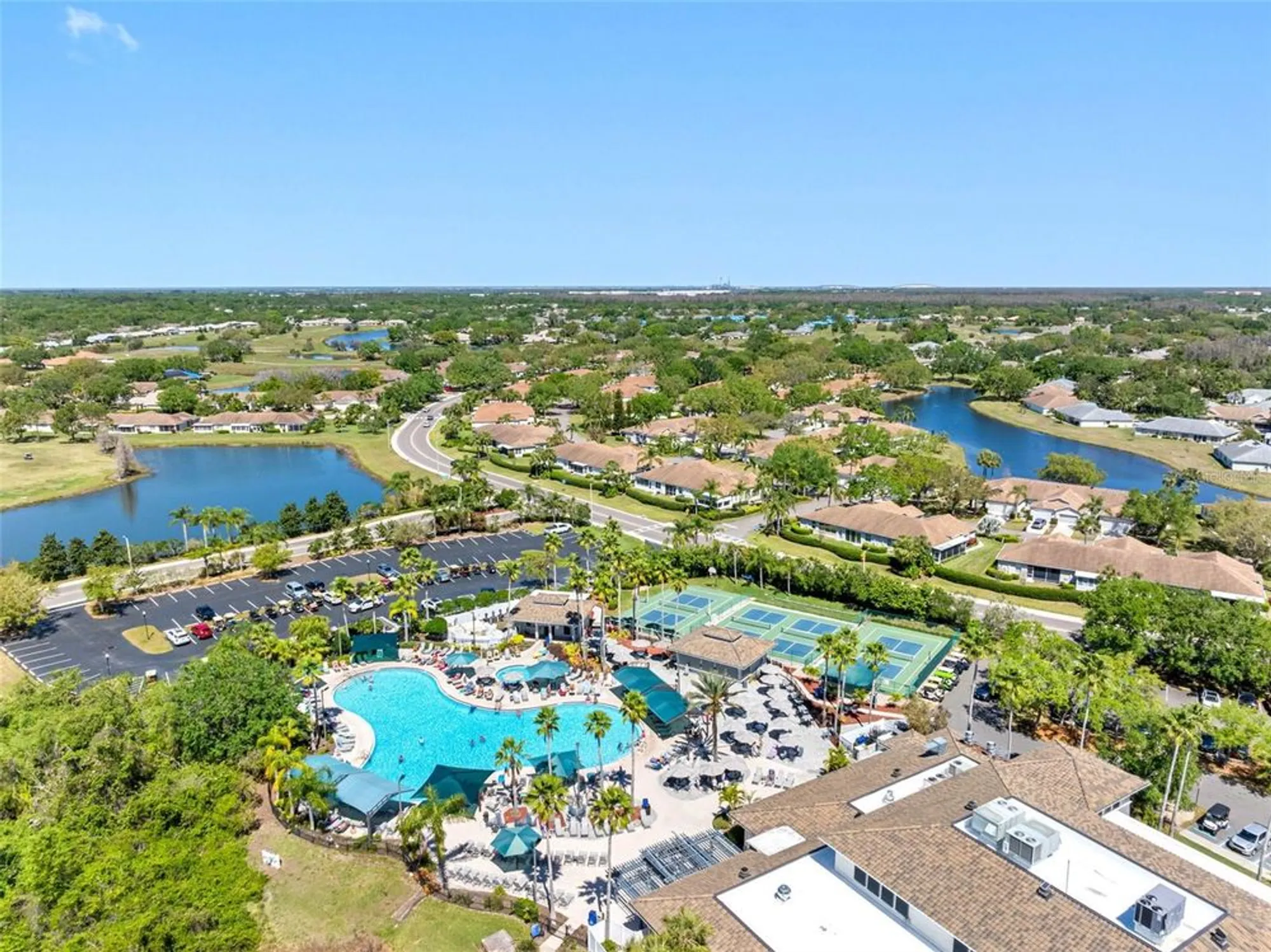 Property Slideshow image 38 of 48 | 2618 newcomb ct # 12, Sun City Center, FL, 33573