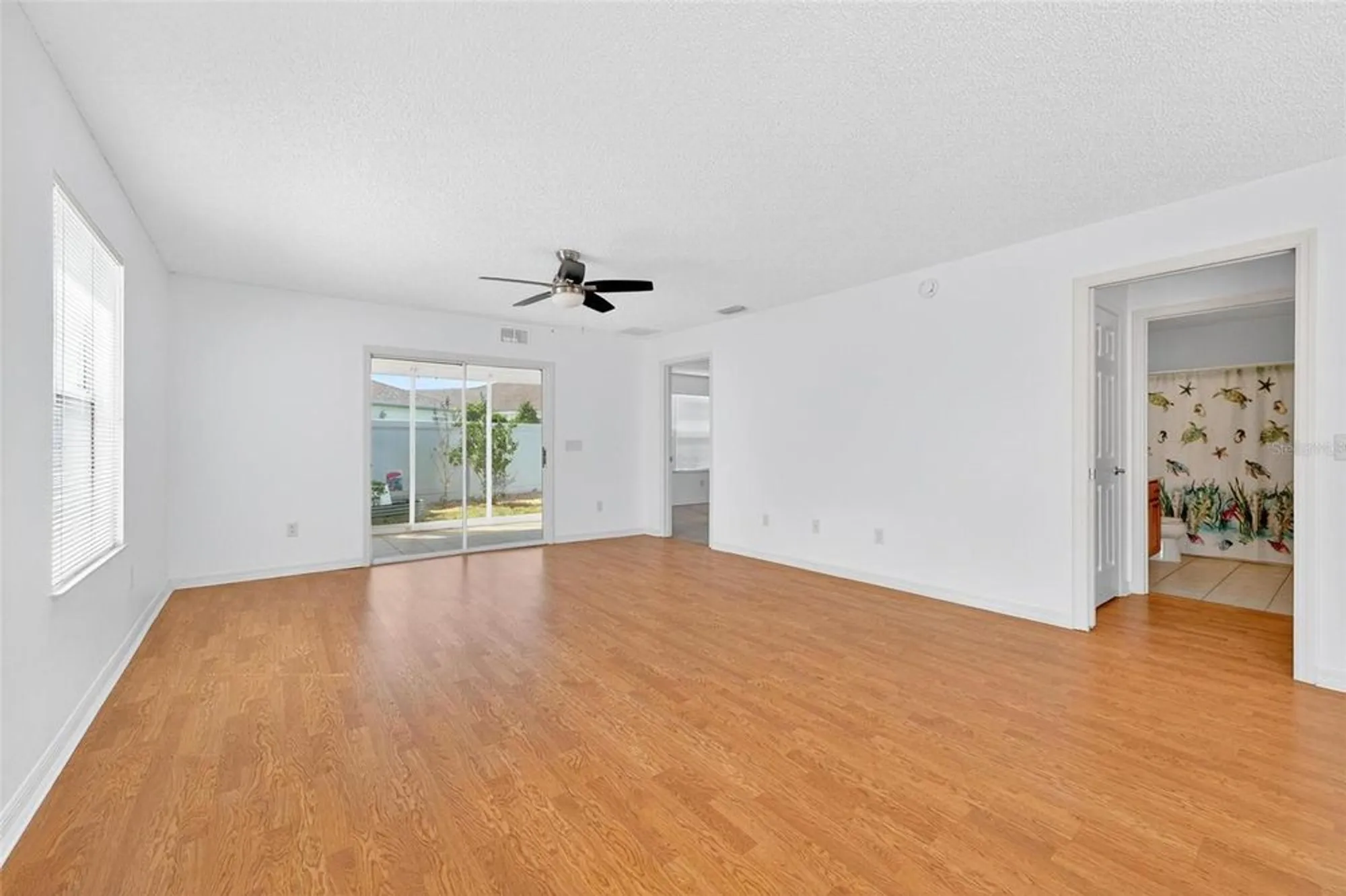 Property Slideshow image 29 of 57 | 2446 kenmore ln, The Villages, FL, 32162