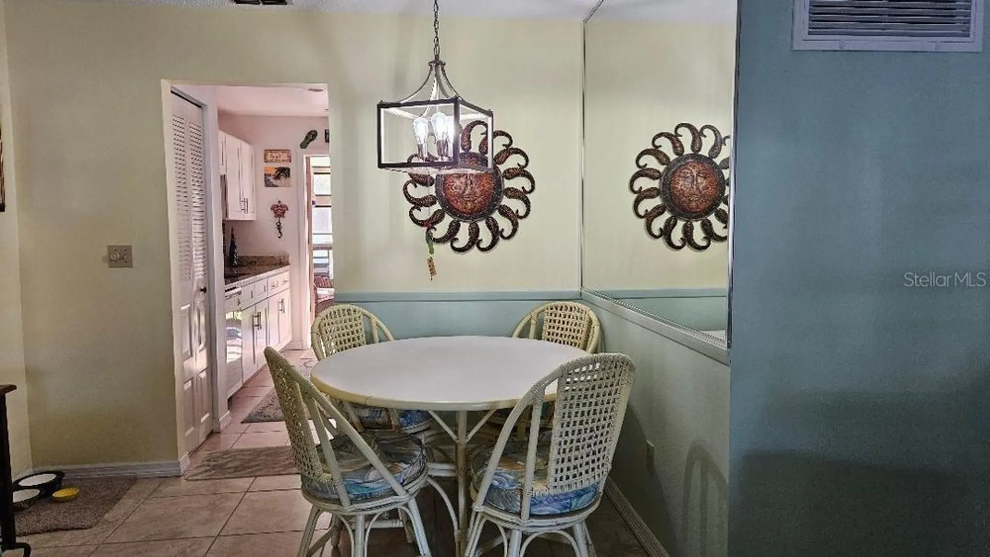 Property Slideshow image 10 of 32 | 5975 terrace park dr n unit 102, St Petersburg, FL, 33709