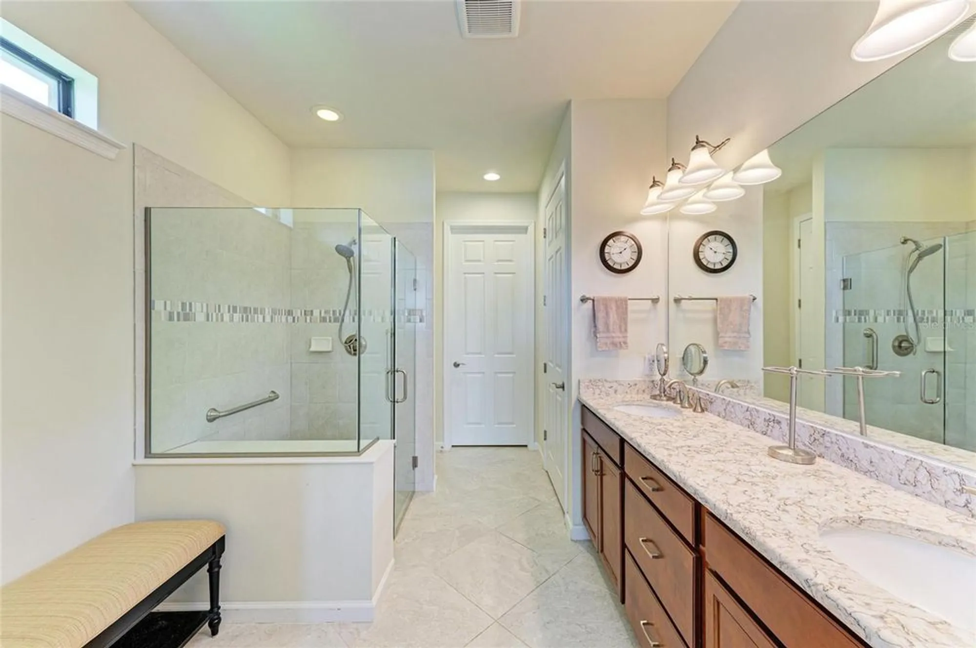 Property Slideshow image 24 of 62 | 6756 chester trl, Lakewood Ranch, FL, 34202