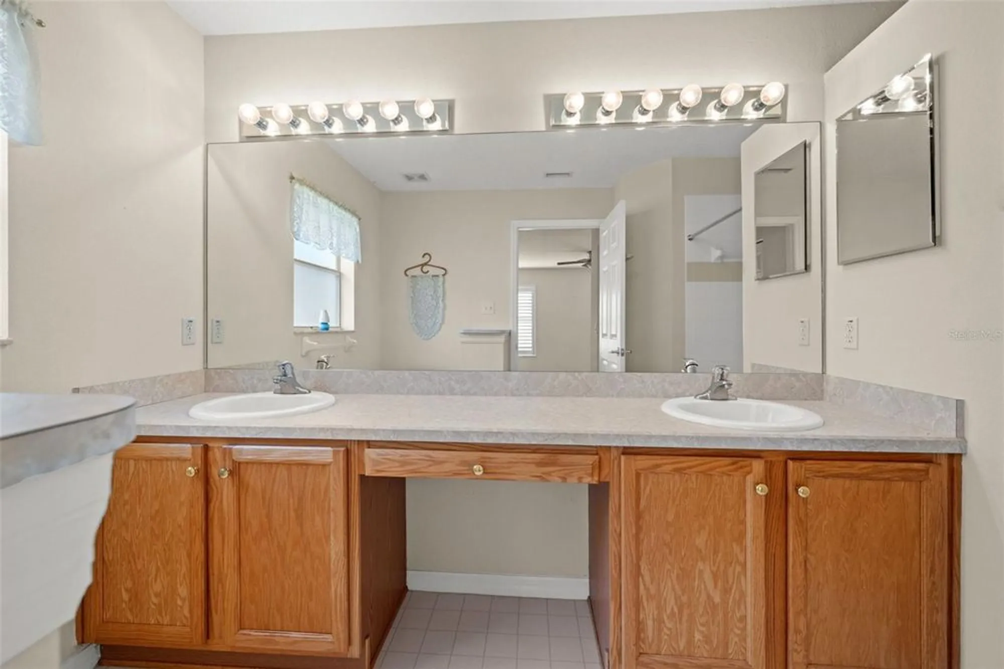 Property Slideshow image 25 of 41 | 18208 breland dr, Hudson, FL, 34667