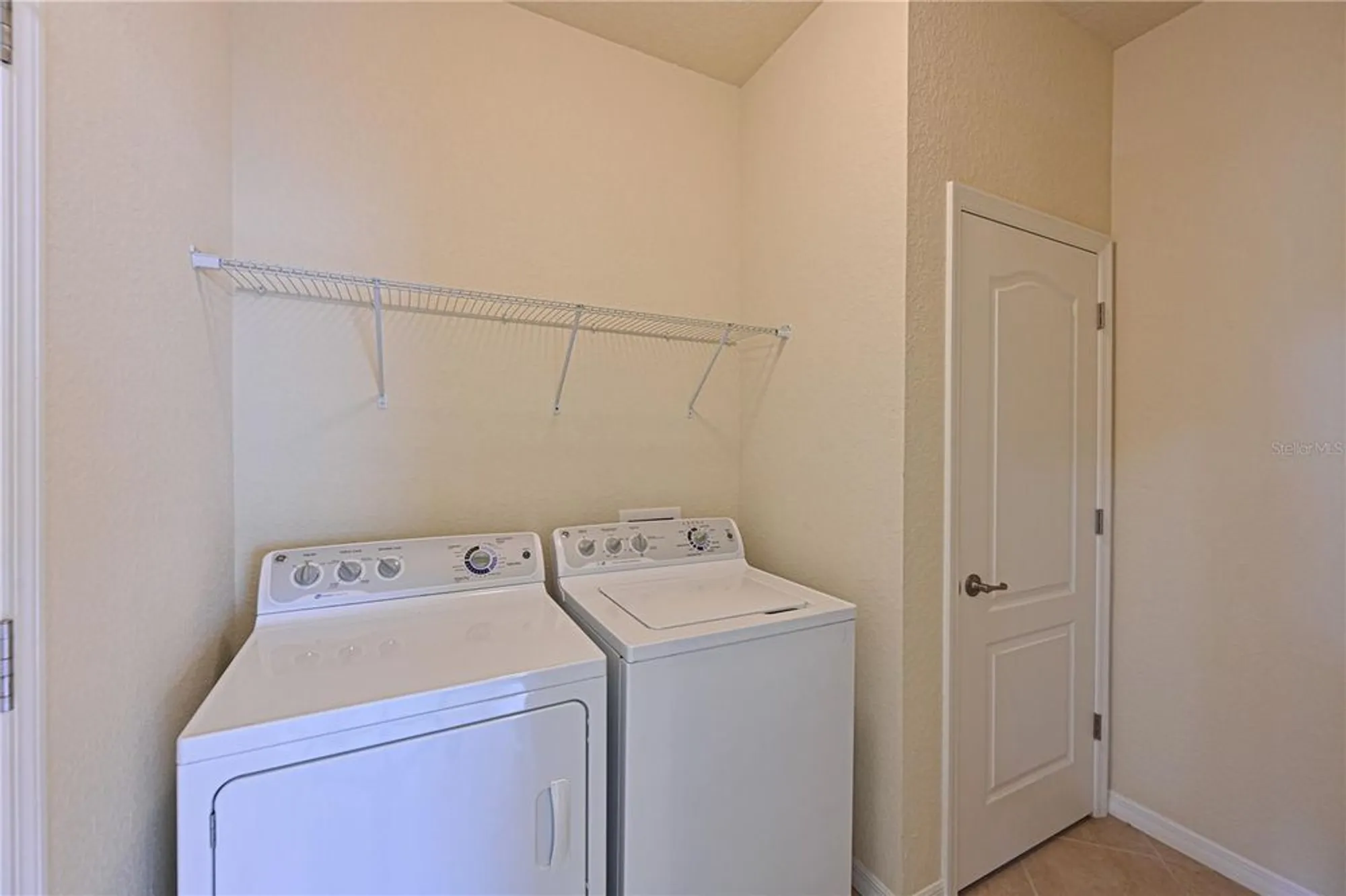 Property Slideshow image 21 of 53 | 7114 quiet creek dr, Bradenton, FL, 34212