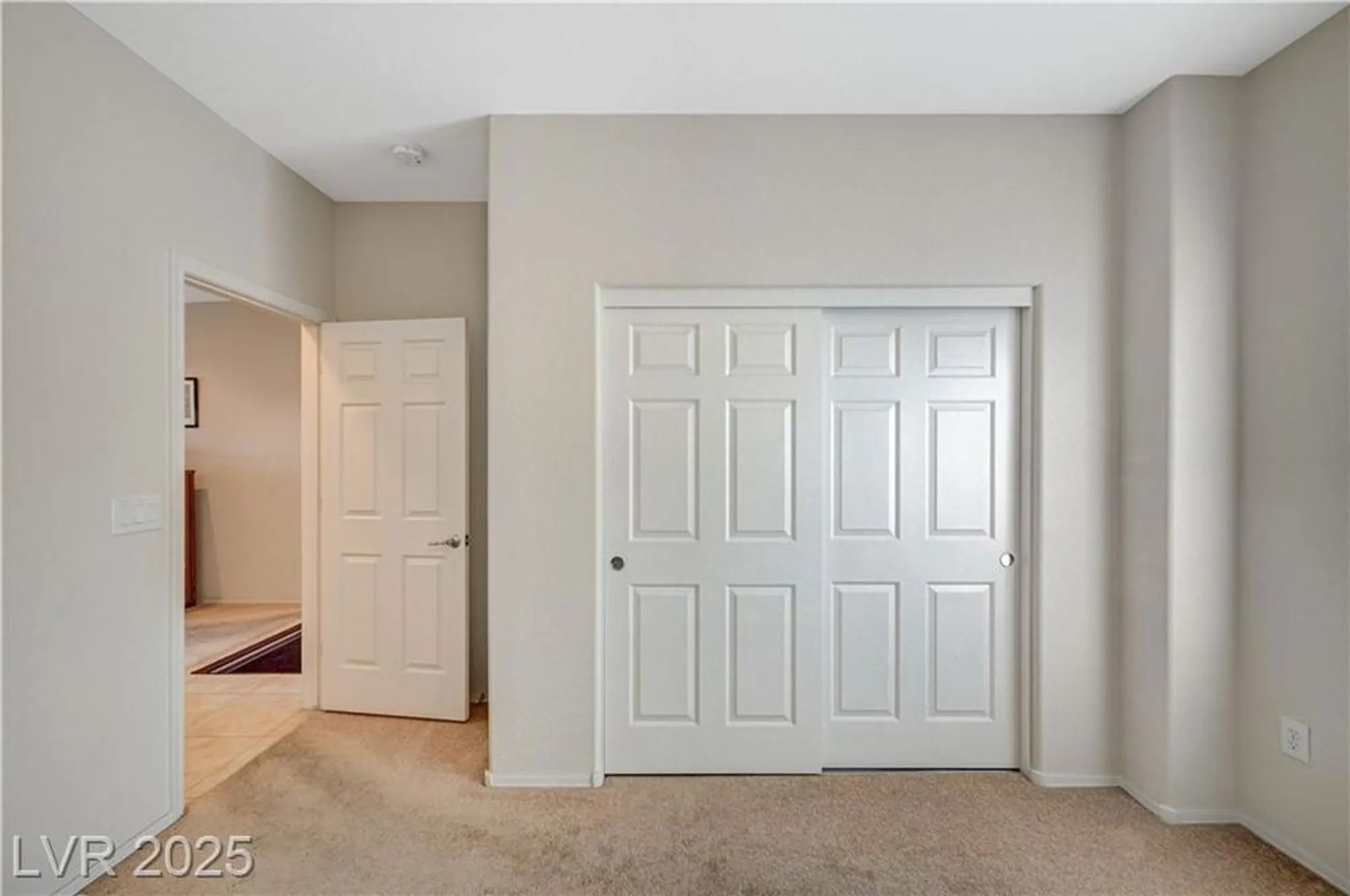 Property Slideshow image 19 of 40 | 2413 great auk ave, North Las Vegas, NV, 89084