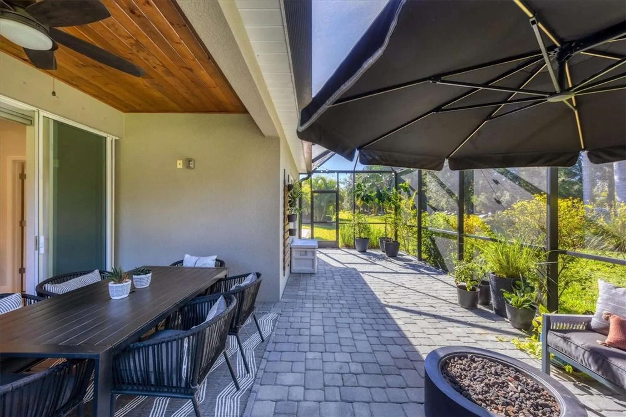 Property Slideshow image 7 of 73 | 12618 coastal breeze way, Bradenton, FL, 34211