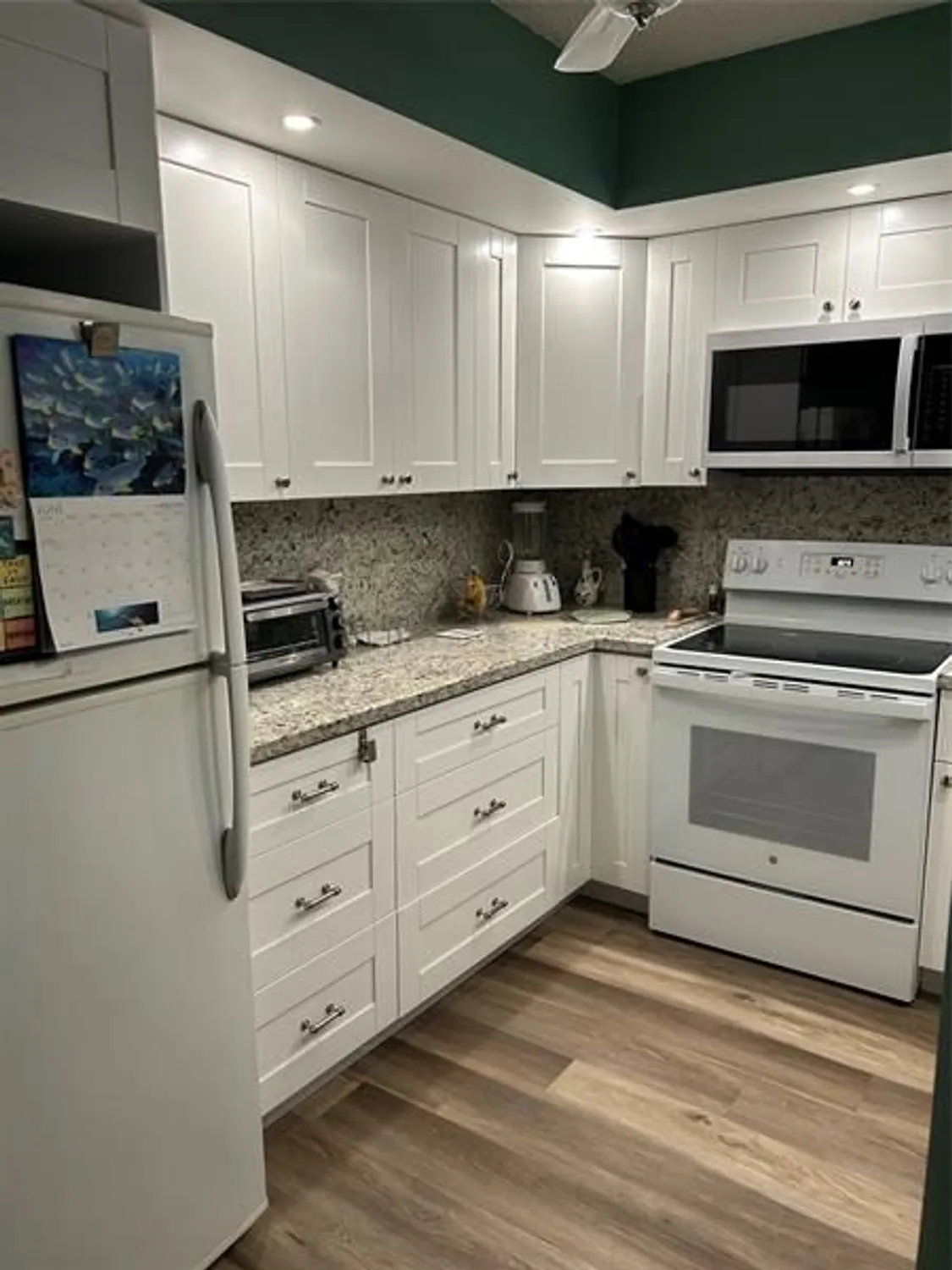 Property Slideshow image 7 of 19 | 500 sw 130th ter a 102, Pembroke Pines, FL, 33027