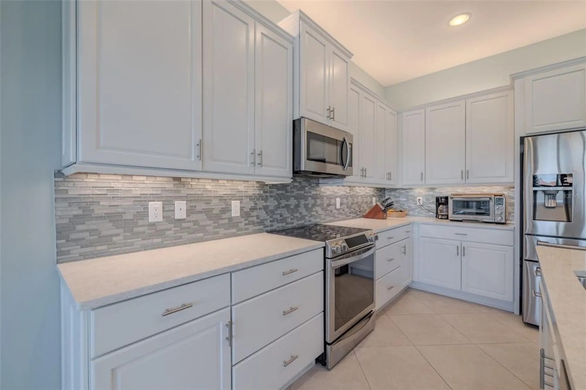 Property Slideshow image 26 of 87 | 4938 grand banks dr, Wimauma, FL, 33598