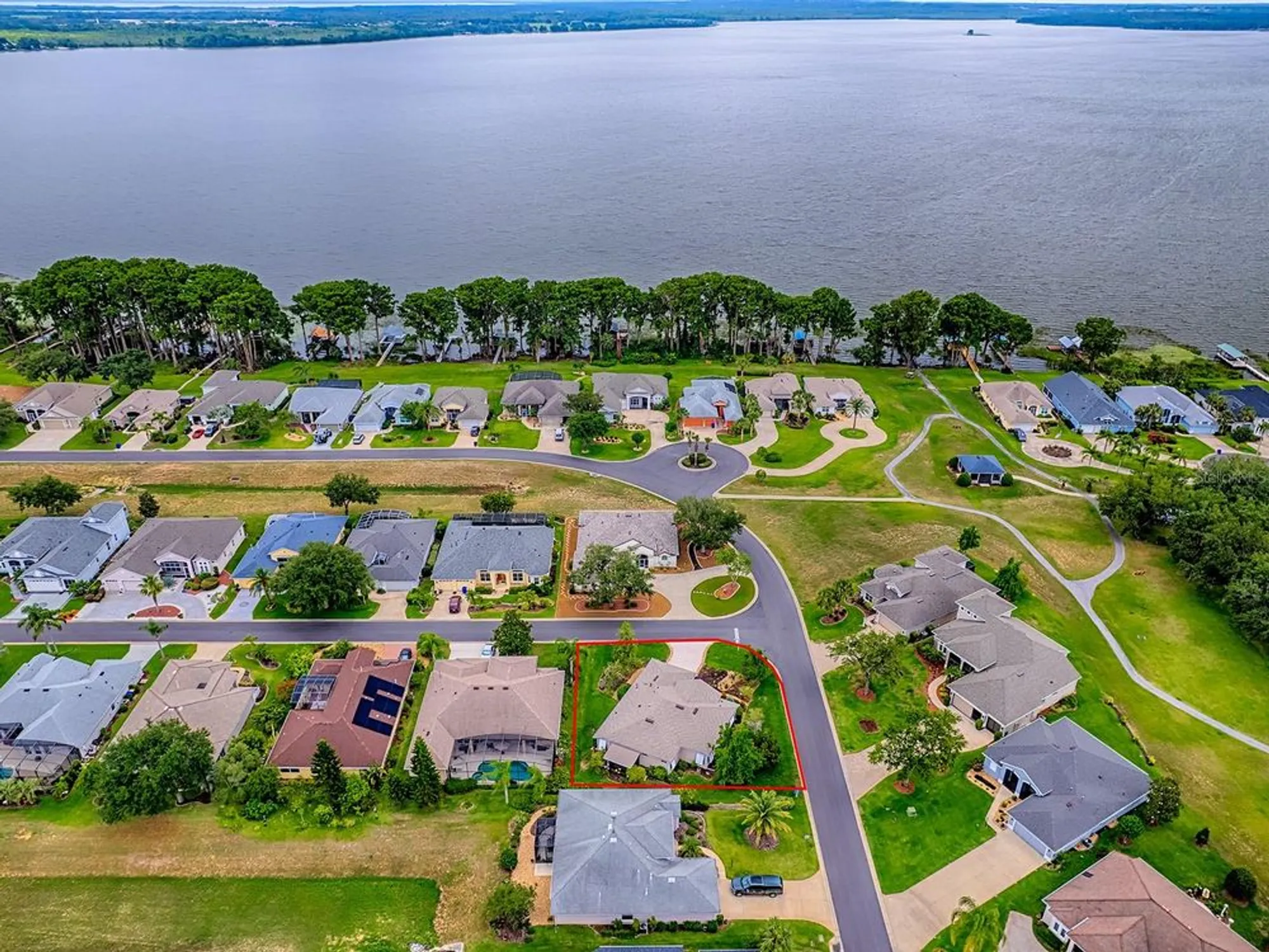 Property Slideshow image 59 of 89 | 3001 lake huron ln, Tavares, FL, 32778