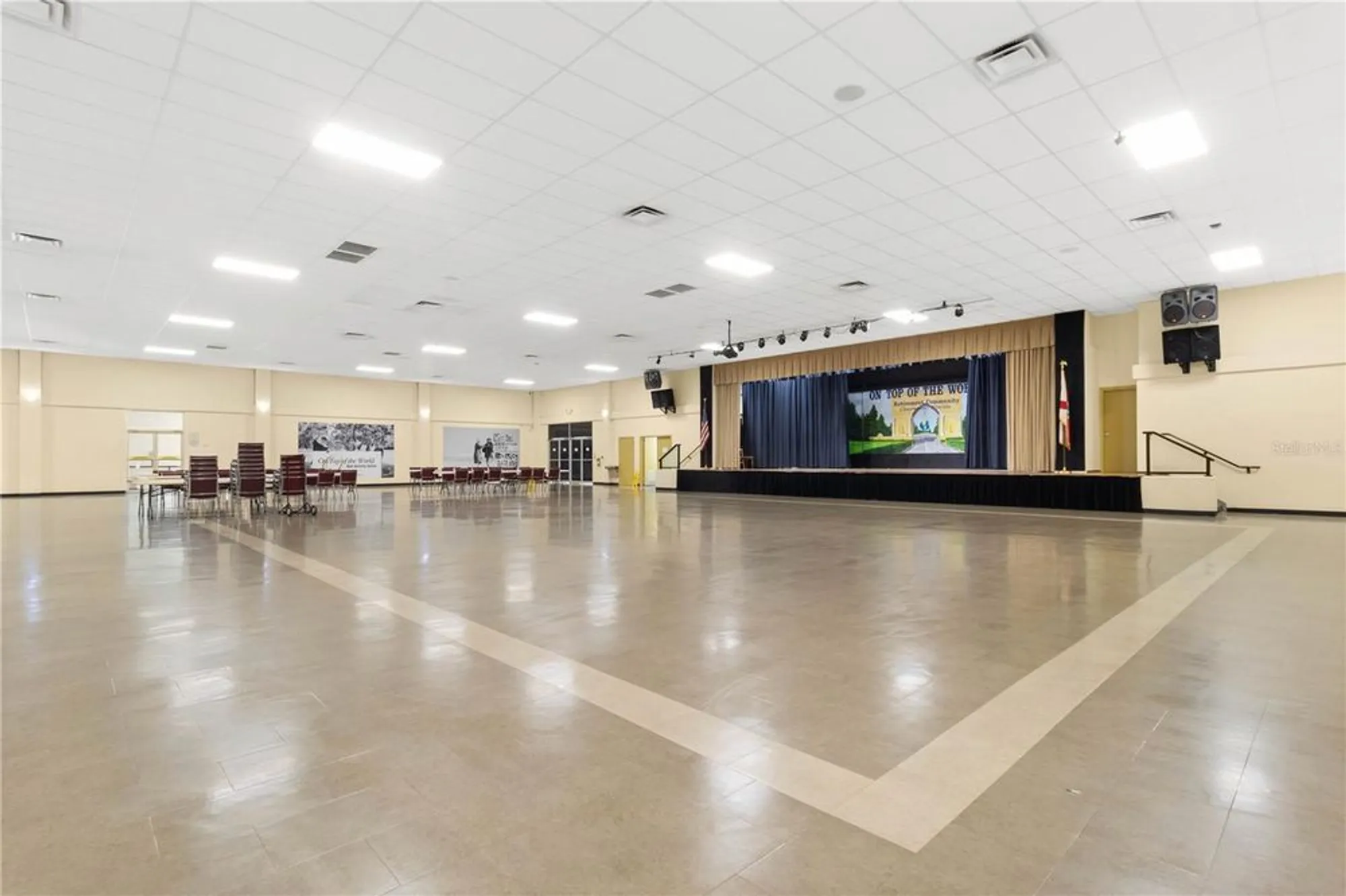 Property Slideshow image 37 of 40 | 2455 finlandia ln 39, Clearwater, FL, 33763