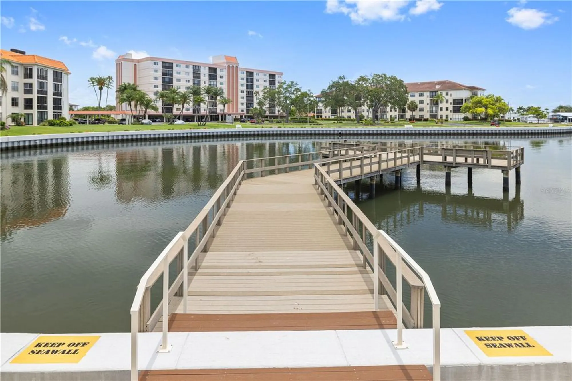 Property Slideshow image 28 of 29 | 19029 us highway 19 n apt 3-1, Clearwater, FL, 33764