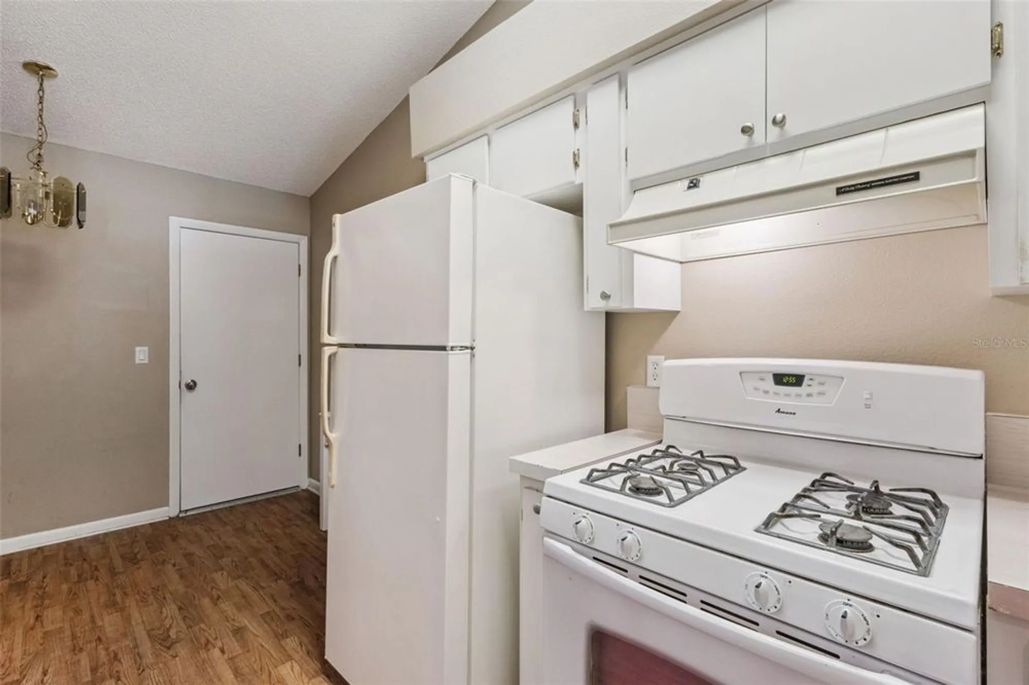 Property Slideshow image 17 of 82 | 26755 cash ct, Leesburg, FL, 34748