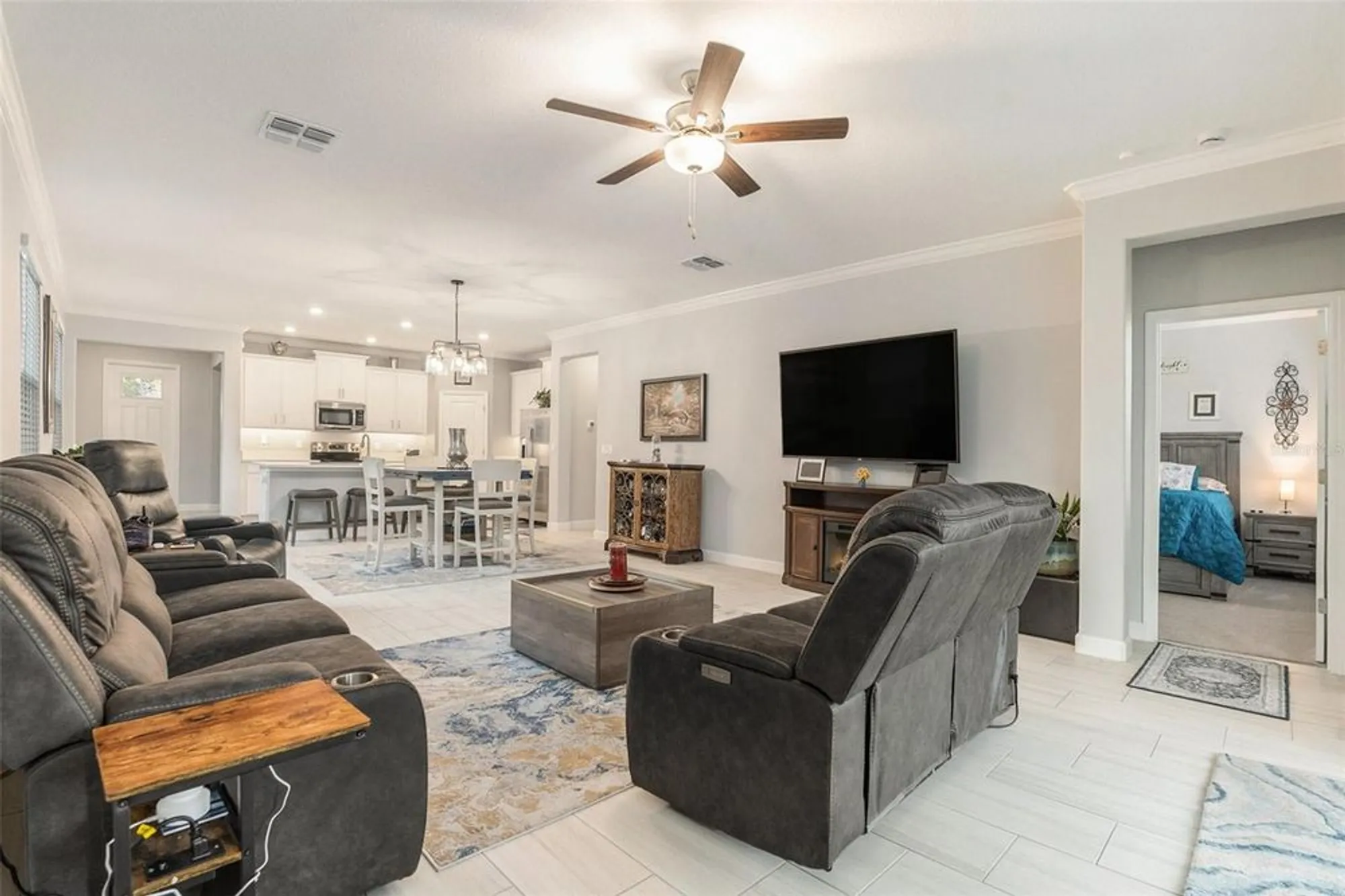 Property Slideshow image 18 of 39 | 16816 shell bay dr, Land O Lakes, FL, 34638