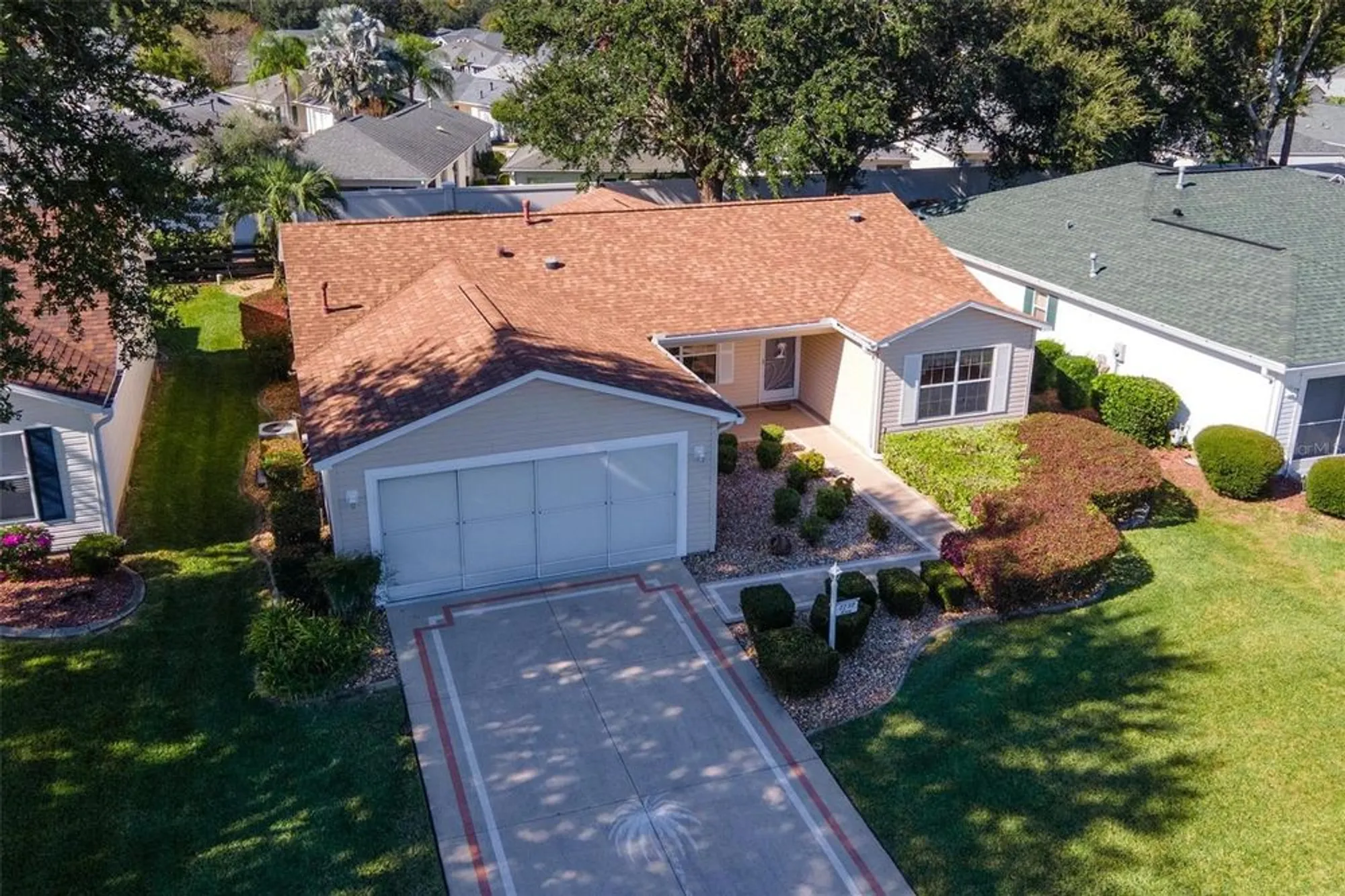 Property Slideshow image 40 of 45 | 2732 privada dr, The Villages, FL, 32162