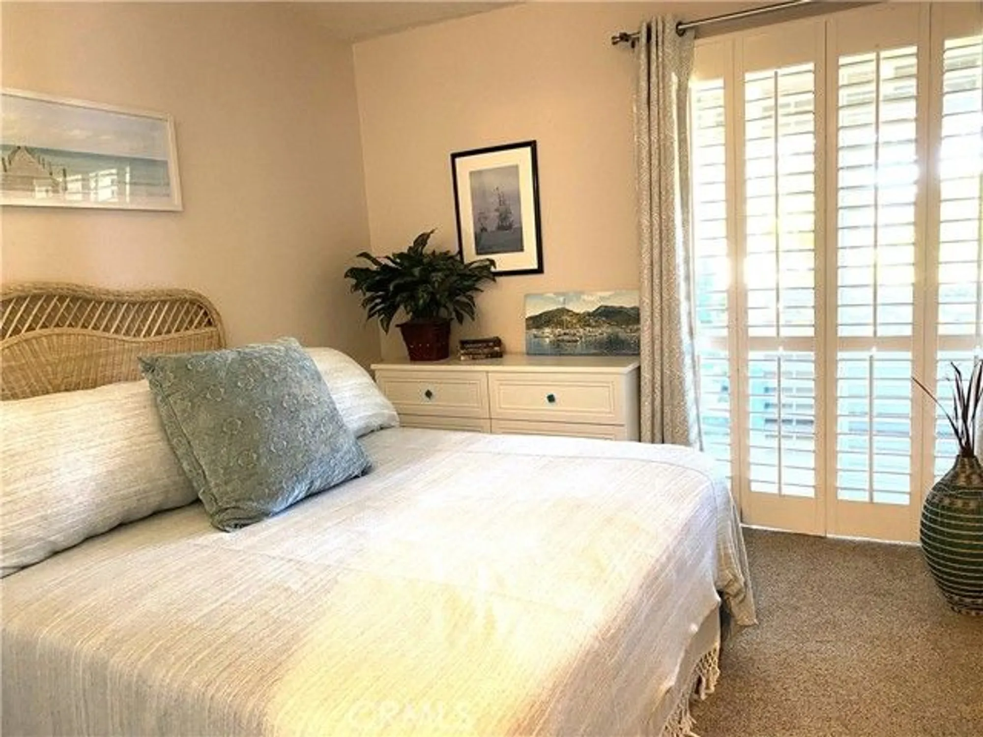 Property Slideshow image 22 of 30 | 13380 danbury ln # m6-130d, Seal Beach, CA, 90740