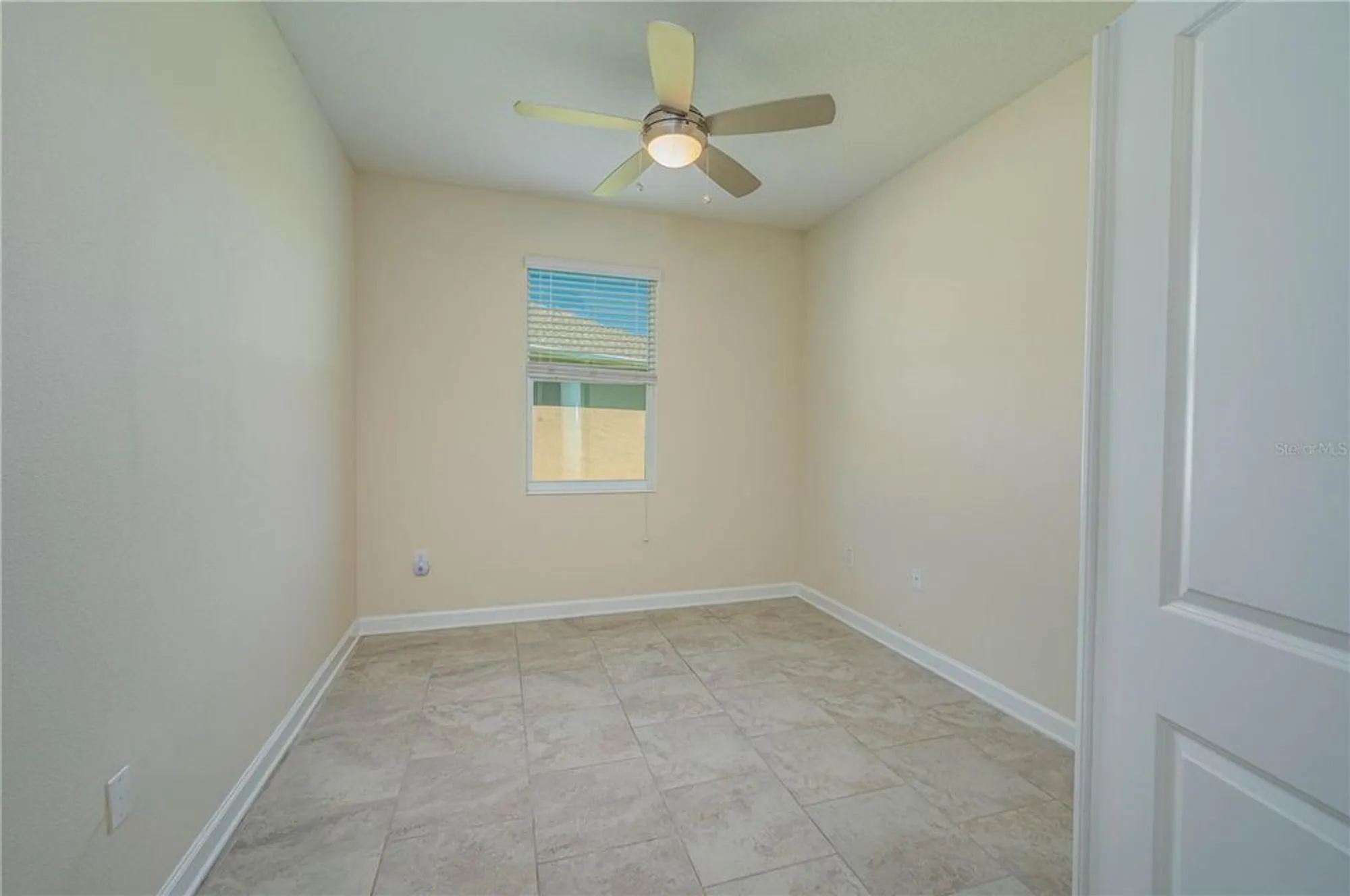 Property Slideshow image 16 of 35 | 2733 attwater loop, Winter Haven, FL, 33884