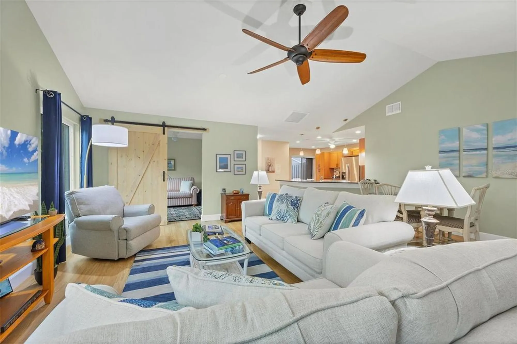 Property Slideshow image 14 of 51 | 3443 tallywood cir 7061, Sarasota, FL, 34237