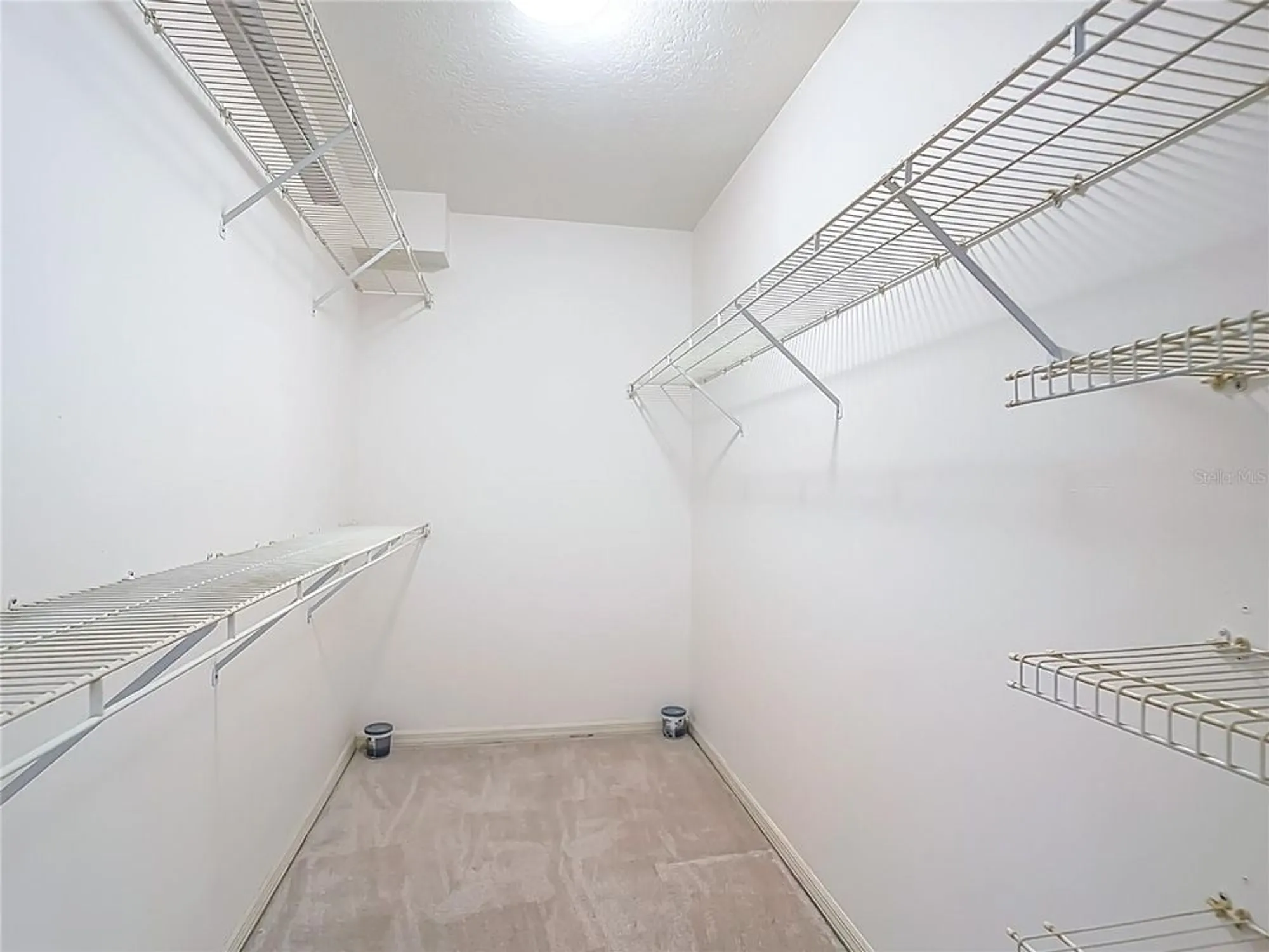 Property Slideshow image 22 of 57 | 404 cerromar cir 115, Venice, FL, 34293