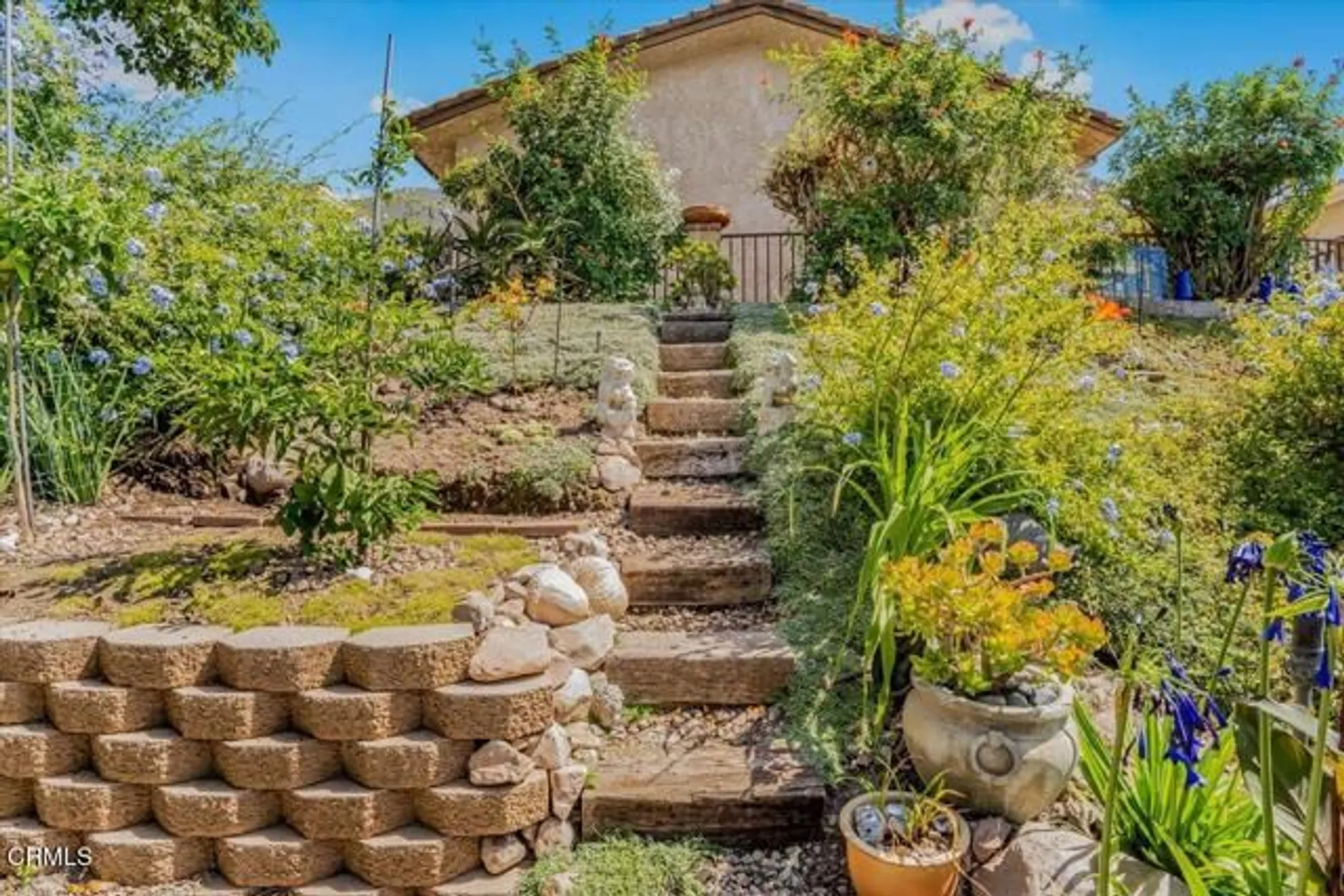 Property Slideshow image 46 of 49 | 6186 irena ave, Camarillo, CA, 93012