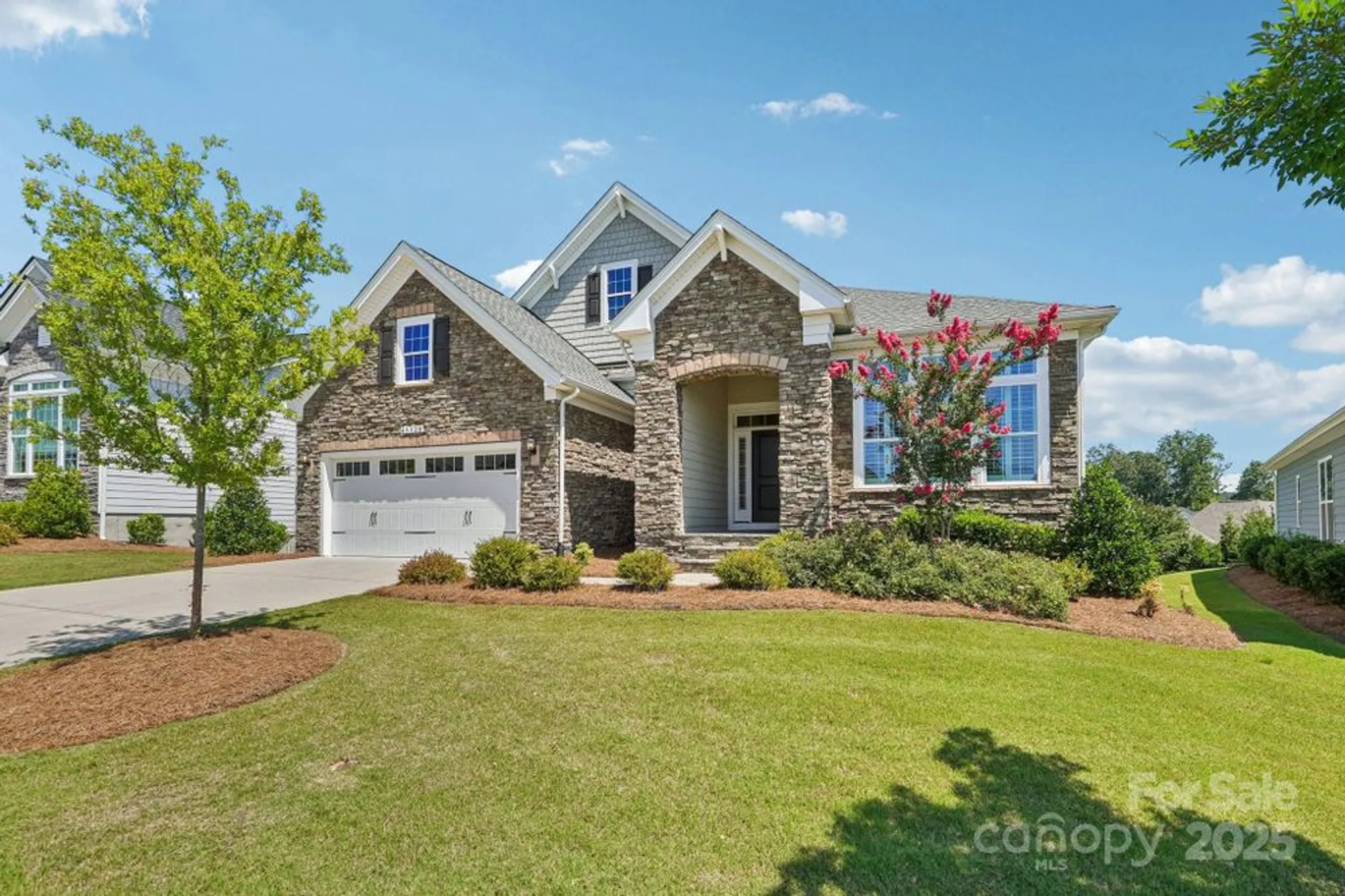 Property Slideshow image 2 of 47 | 45528 misty bluff dr, Charlotte, NC, 28278