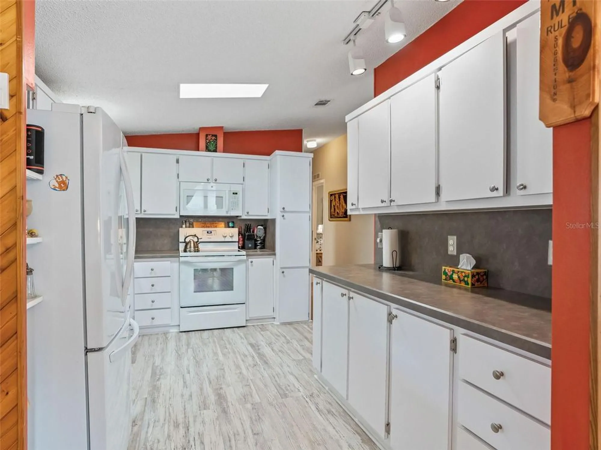 Property Slideshow image 13 of 31 | 928 oleander st, The Villages, FL, 32159