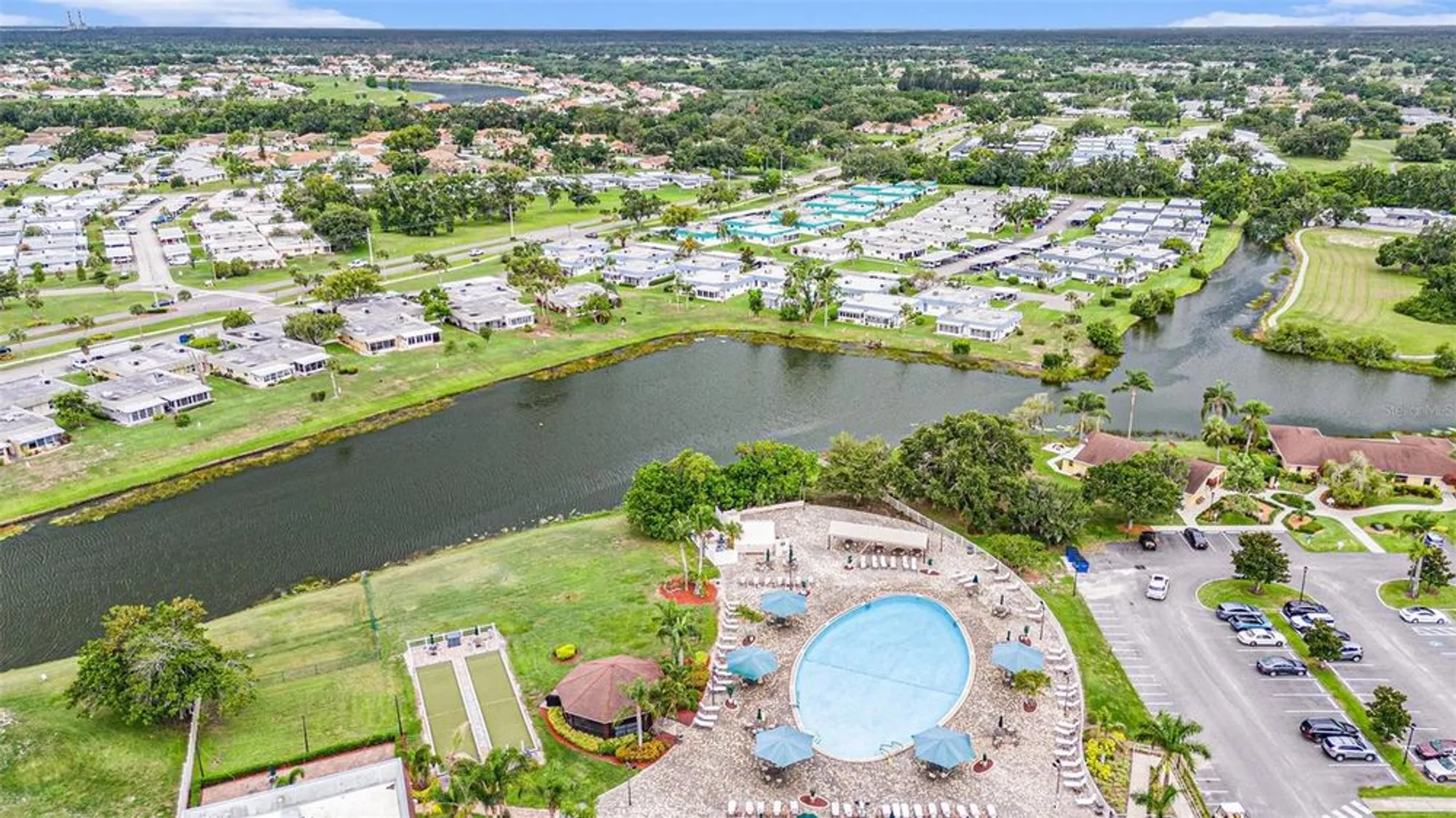 Property Slideshow image 20 of 22 | 301 andover pl 175, Sun City Center, FL, 33573