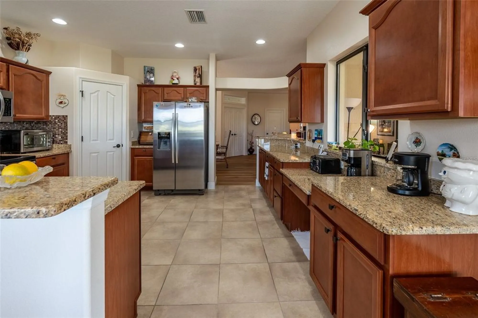 Property Slideshow image 16 of 61 | 16222 sw 14th avenue rd, Ocala, FL, 34473