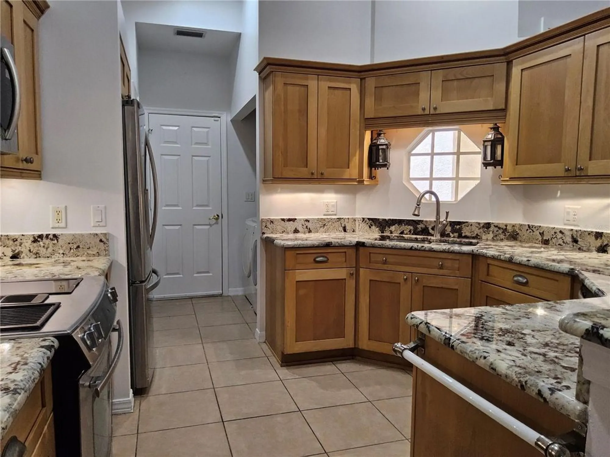 Property Slideshow image 18 of 28 | 8023 saint andrews way, Mount Dora, FL, 32757