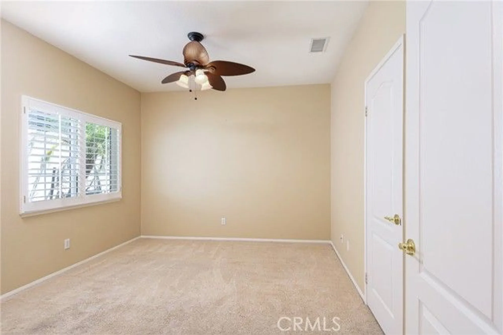 Property Slideshow image 23 of 36 | 24182 via llano, Murrieta, CA, 92562