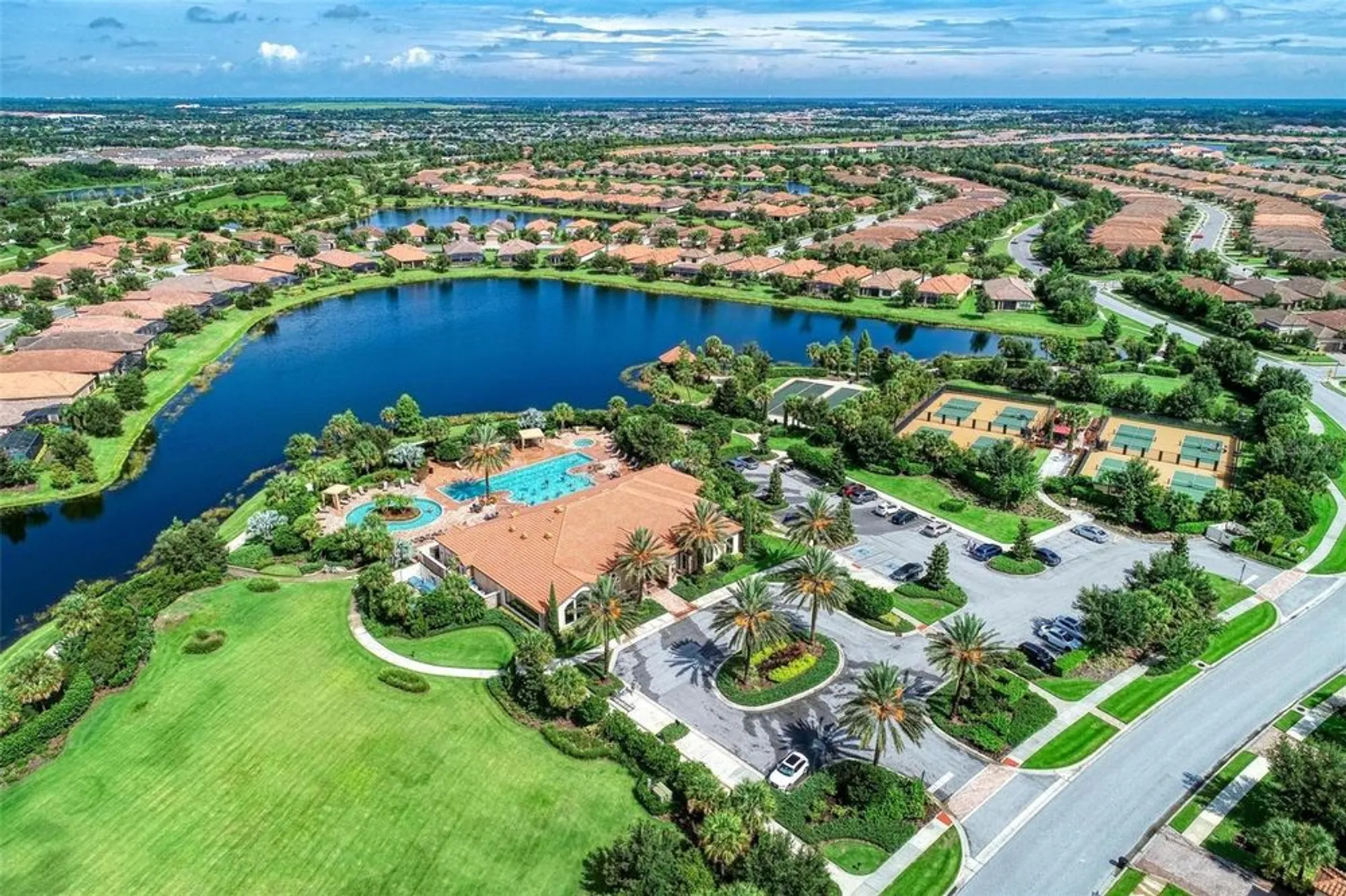Property Slideshow image 79 of 86 | 5016 savona run, Bradenton, FL, 34211