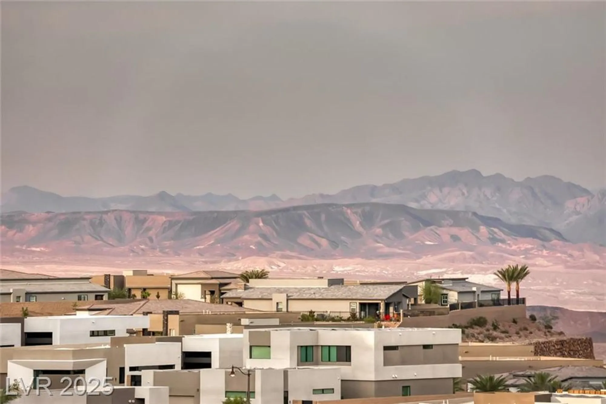 Property Slideshow image 52 of 78 | 32 tatahatso point st, Henderson, NV, 89011