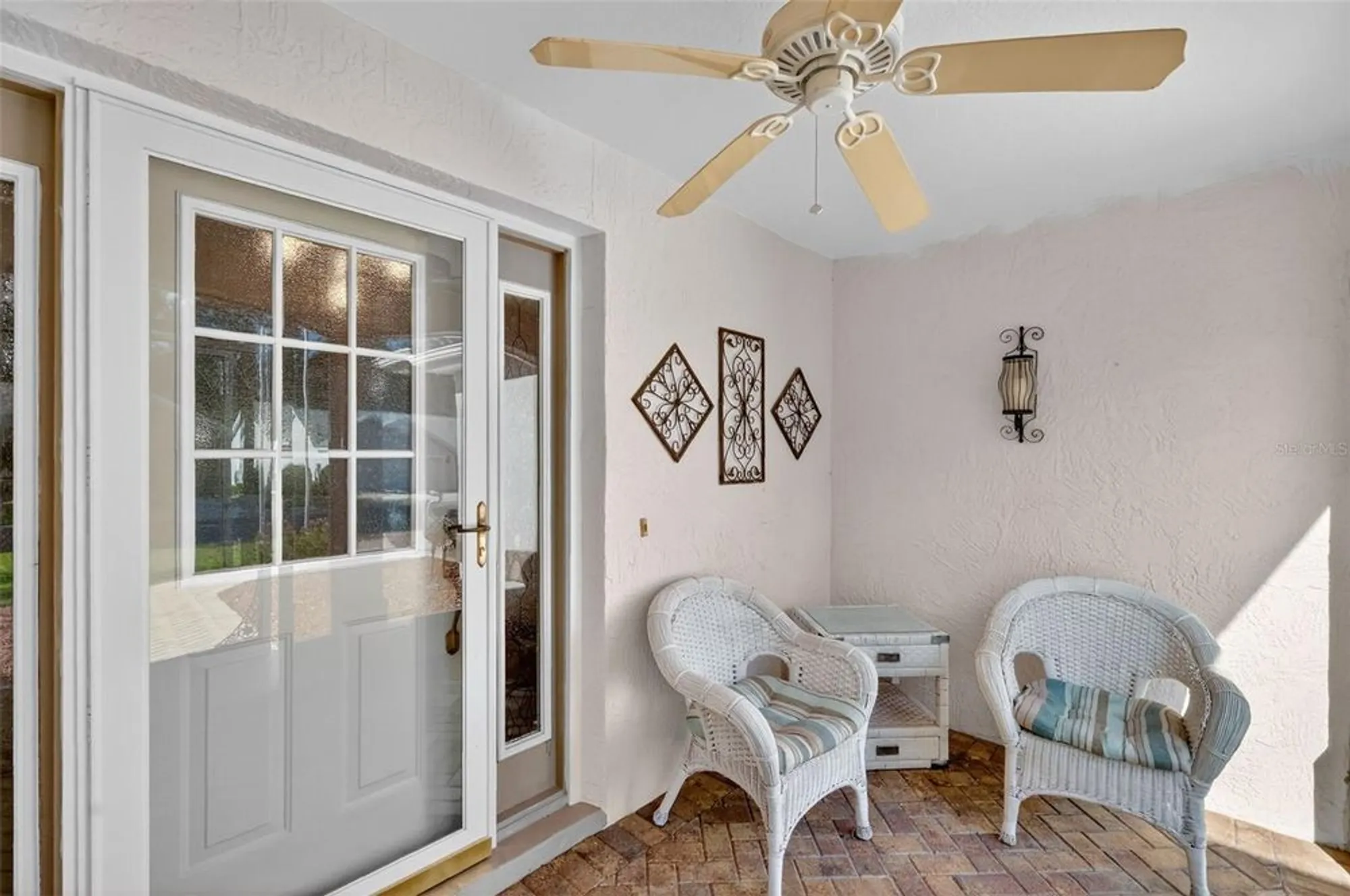 Property Slideshow image 2 of 35 | 511 loma paseo dr, The Villages, FL, 32159