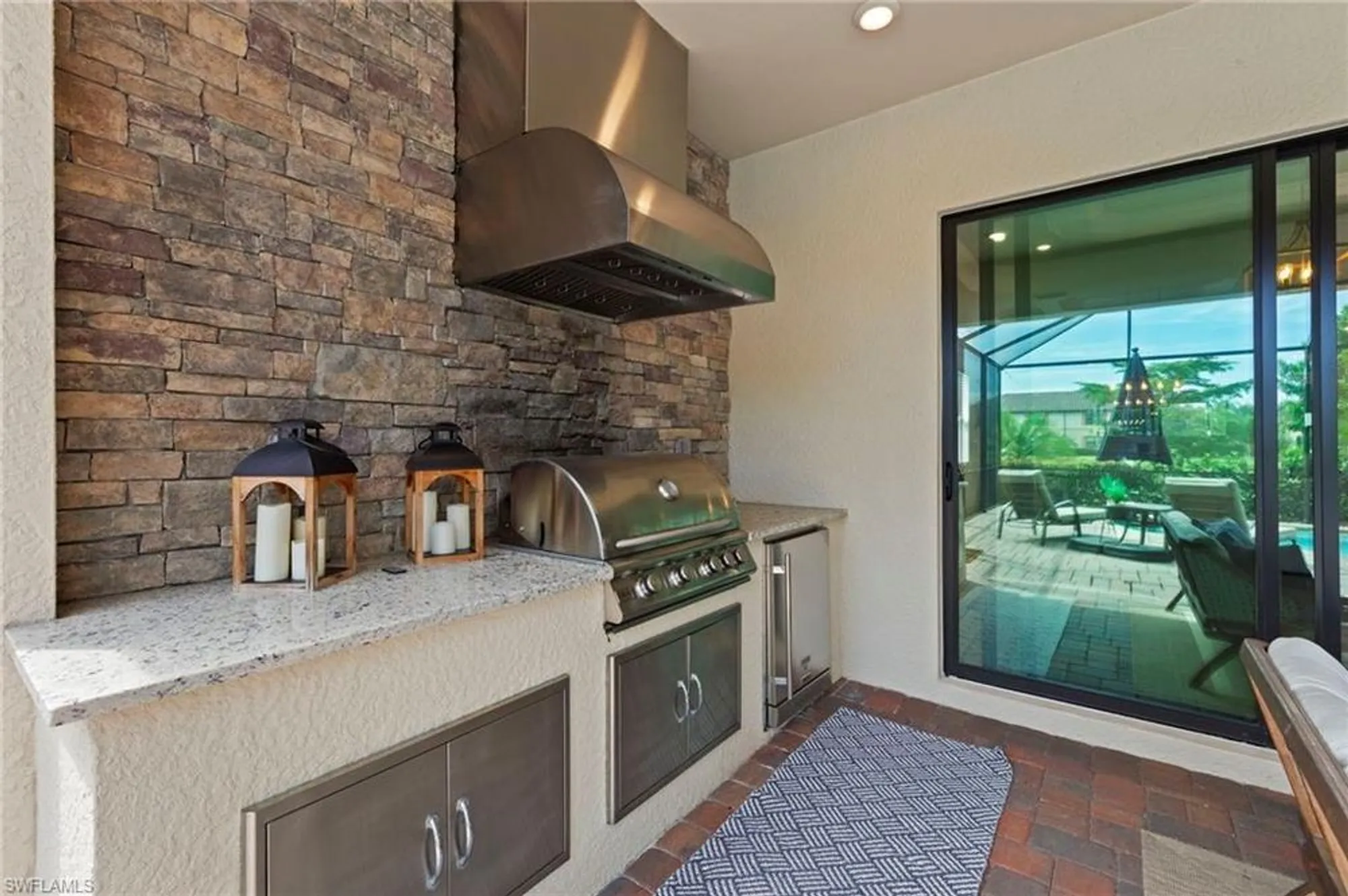 Property Slideshow image 35 of 49 | 28009 foxrock ct, Bonita Springs, FL, 34135