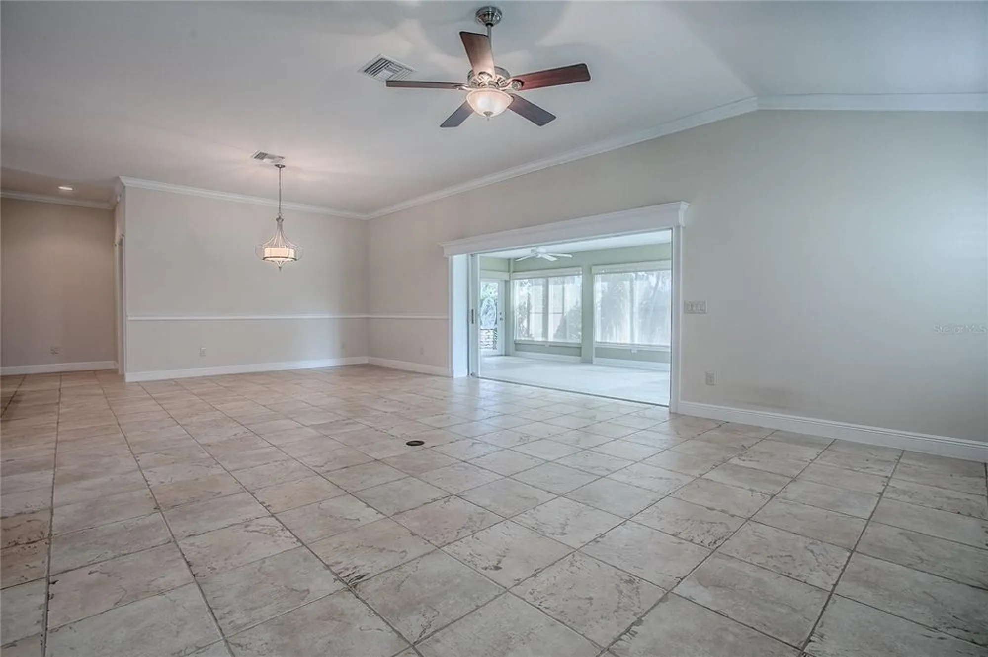 Property Slideshow image 22 of 73 | 527 beville pl, The Villages, FL, 32163