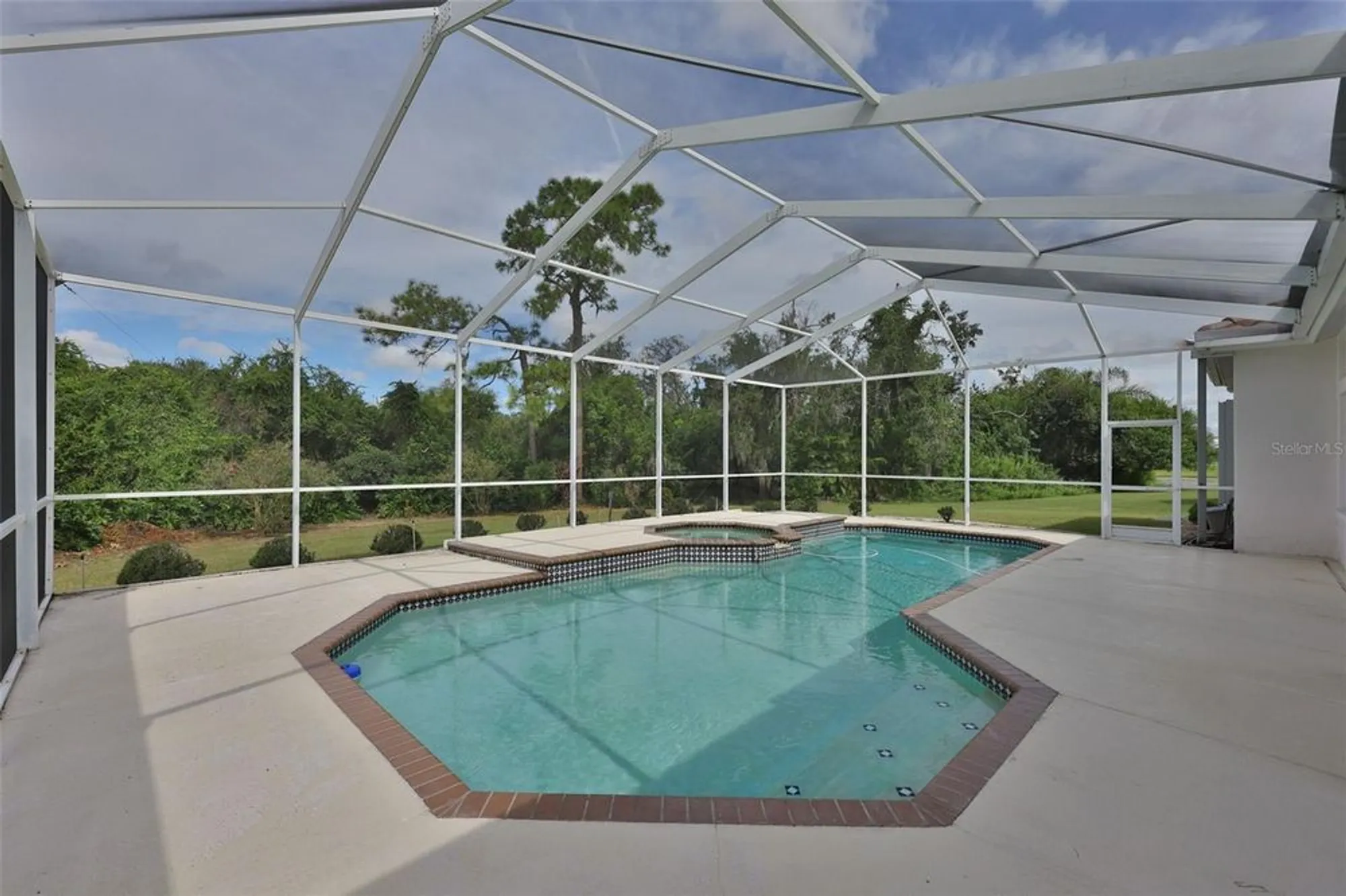 Property Slideshow image 2 of 62 | 2115 platinum dr, Sun City Center, FL, 33573