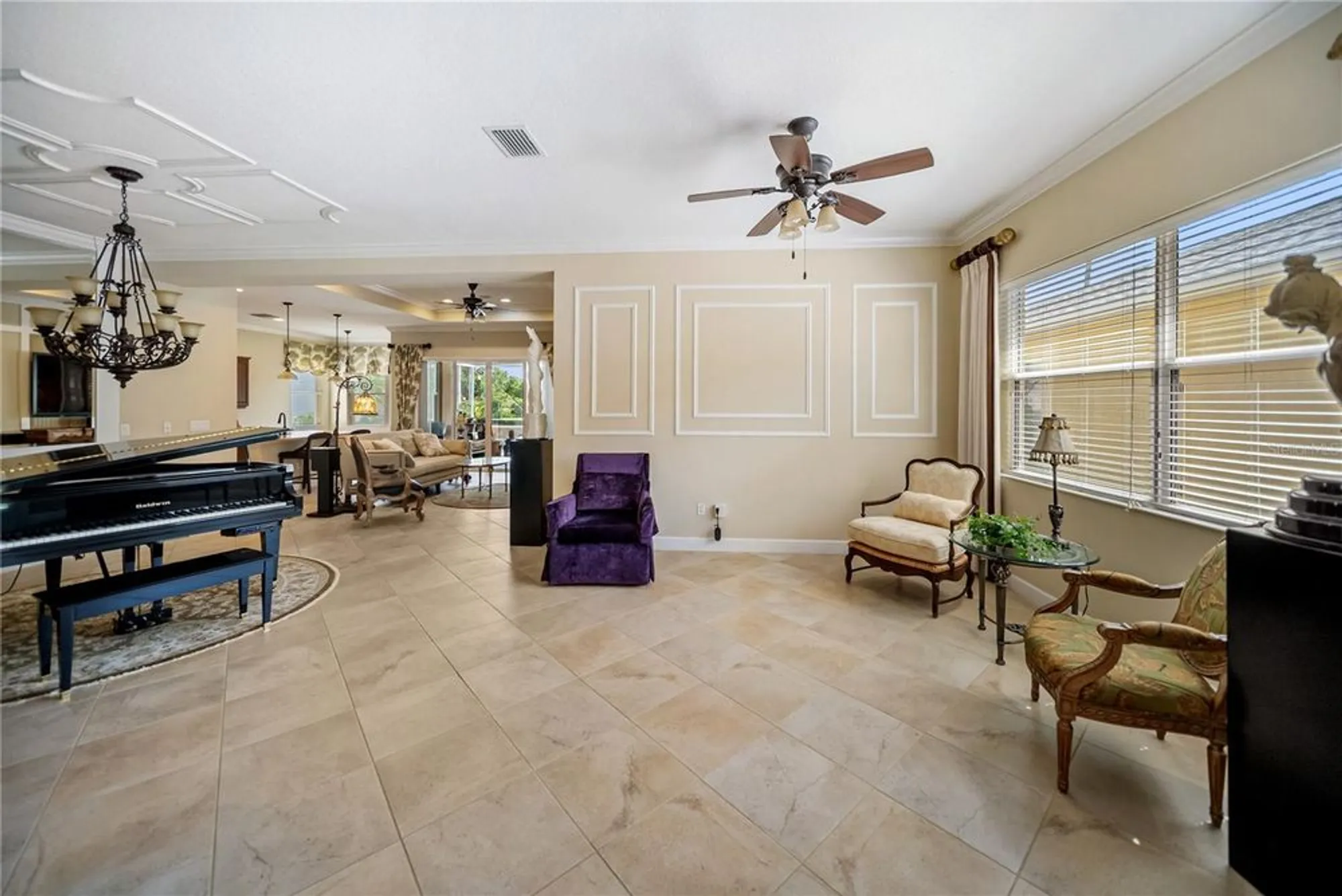 Property Slideshow image 6 of 43 | 305 siena vista pl, Sun City Center, FL, 33573