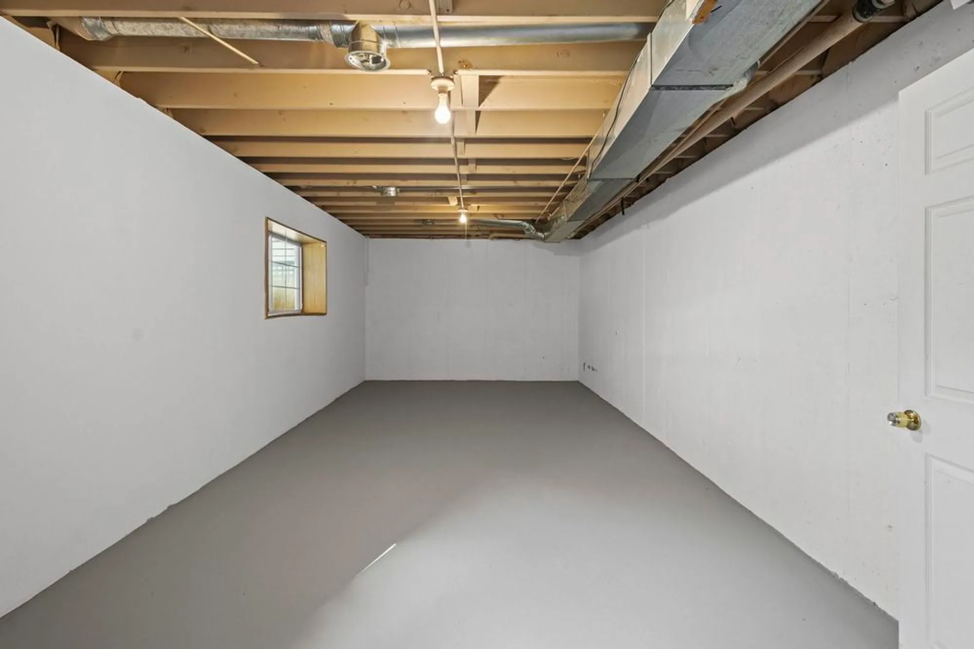 Property Slideshow image 16 of 29 | 21220 silktree cir, Plainfield, IL, 60544