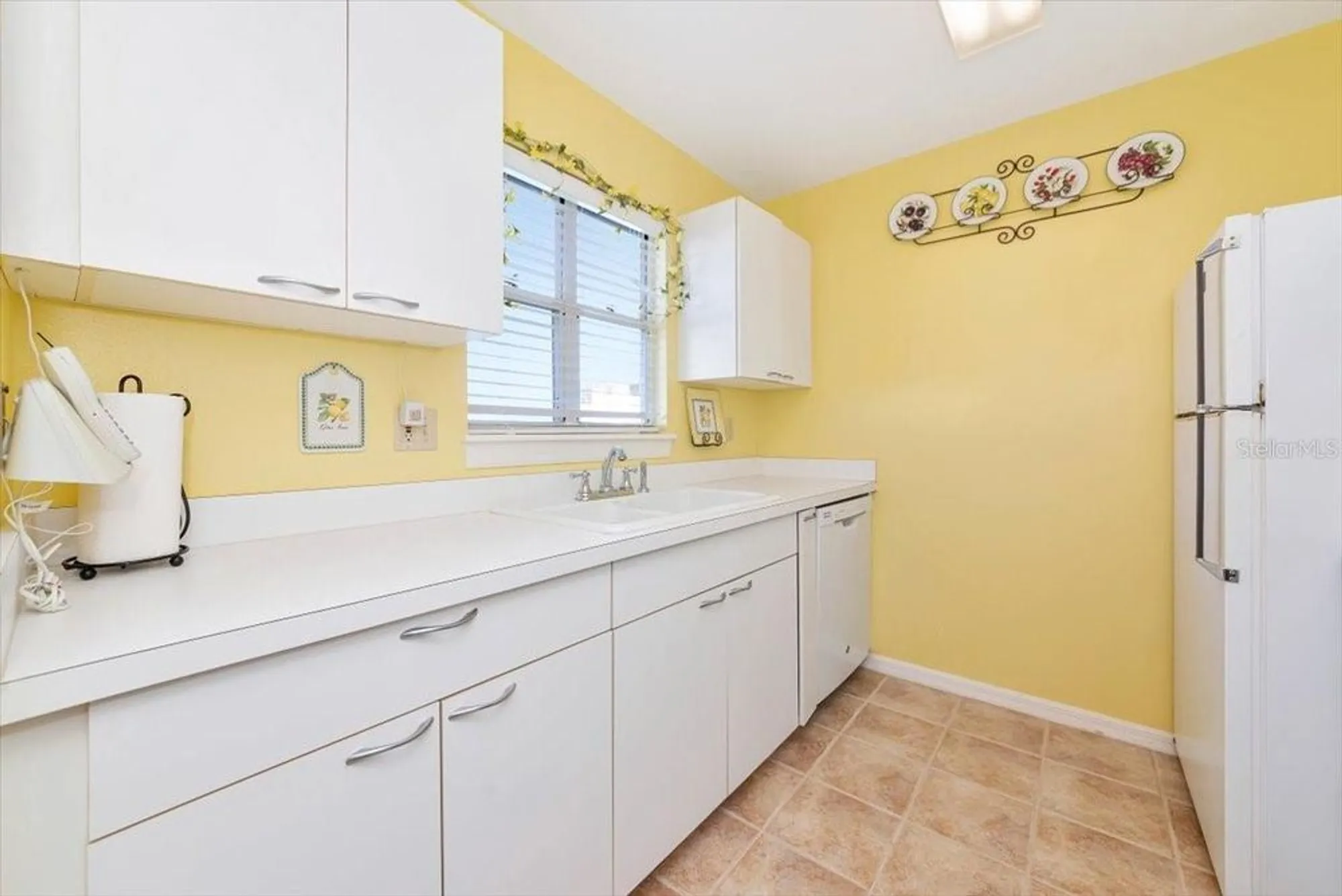 Property Slideshow image 13 of 56 | 841 audubon dr # 841, Bradenton, FL, 34209