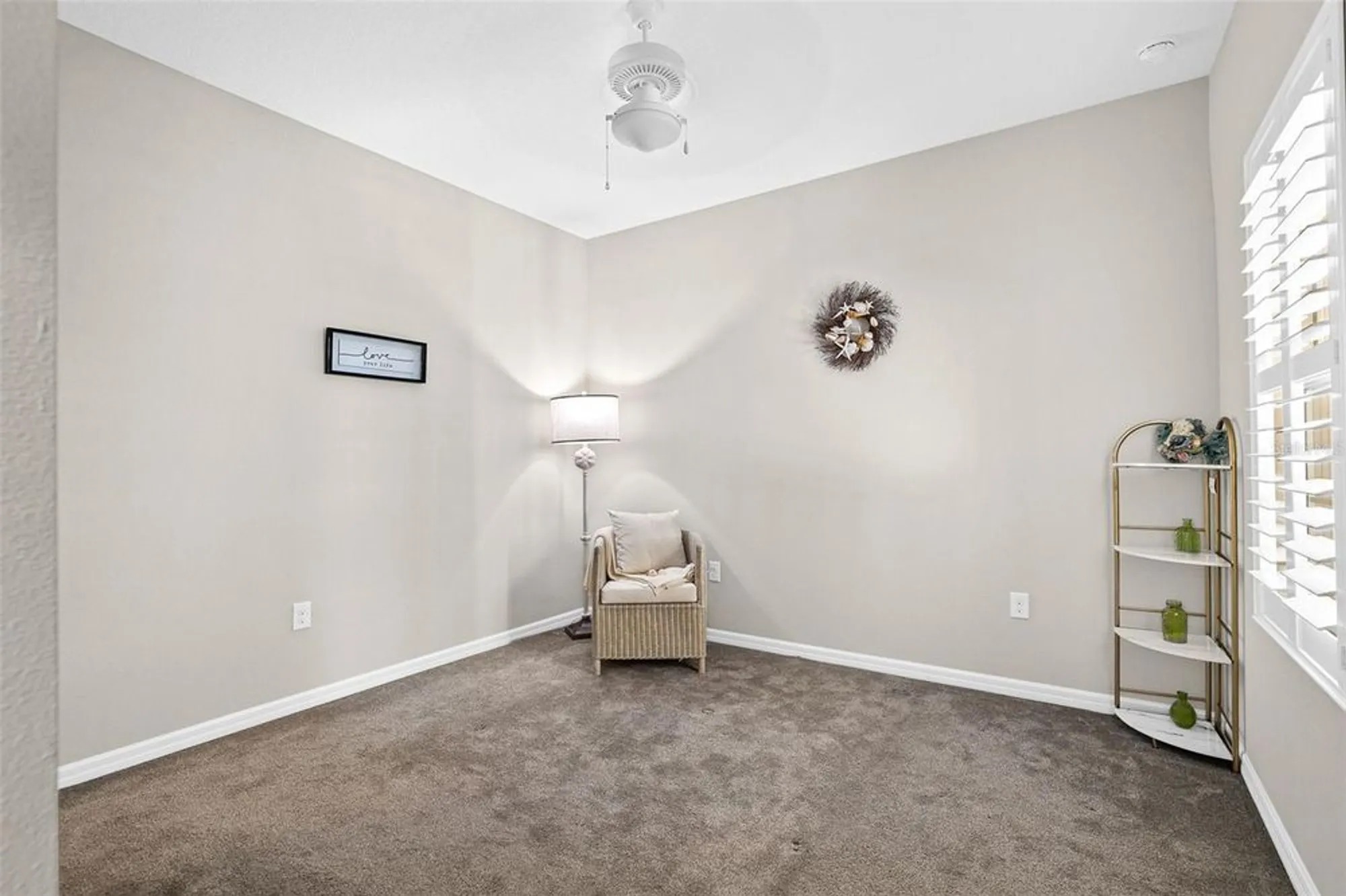 Property Slideshow image 22 of 37 | 1282 backspin dr, Englewood, FL, 34223