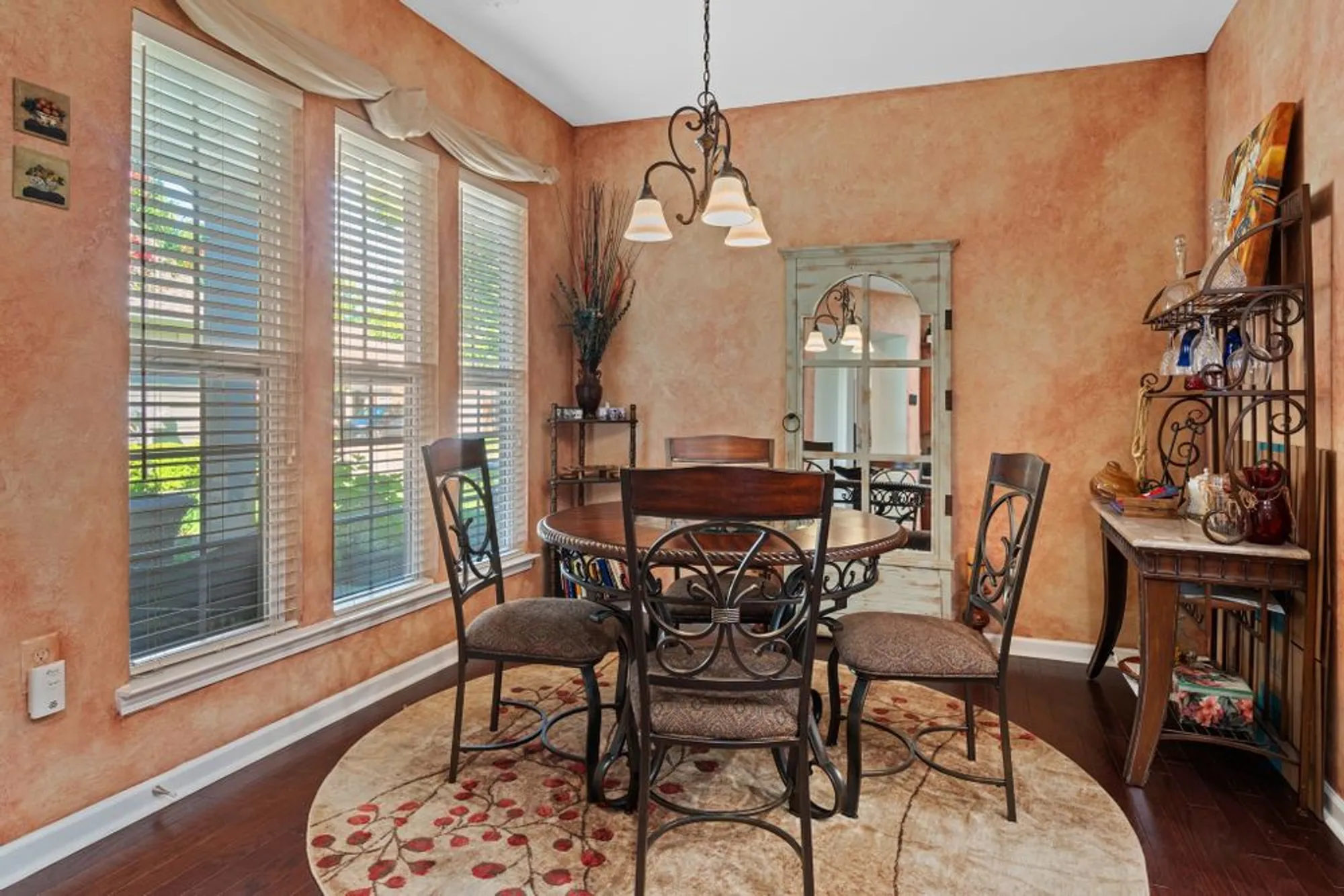 Property Slideshow image 7 of 41 | 1209 cannon ln, Mount Juliet, TN, 37122