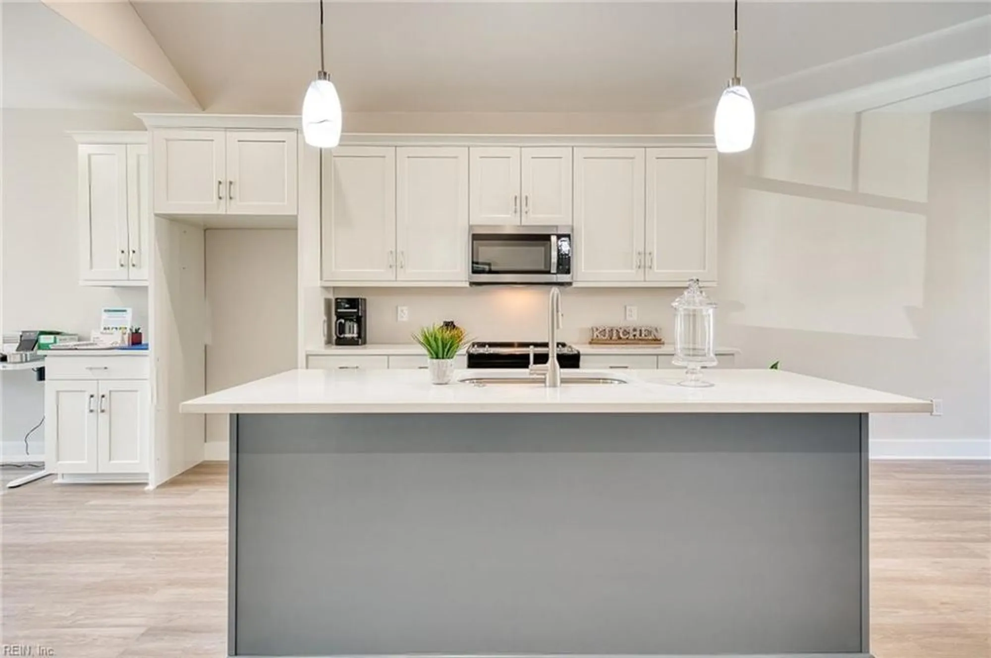 Property Slideshow image 9 of 22 | 1106 hitchens ln, Williamsburg, VA, 23188