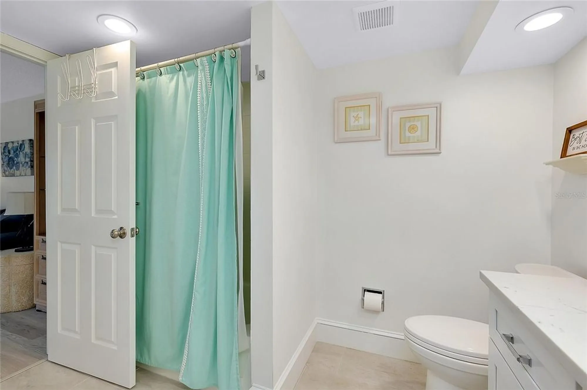 Property Slideshow image 42 of 68 | 433 cerromar ln 430, Venice, FL, 34293